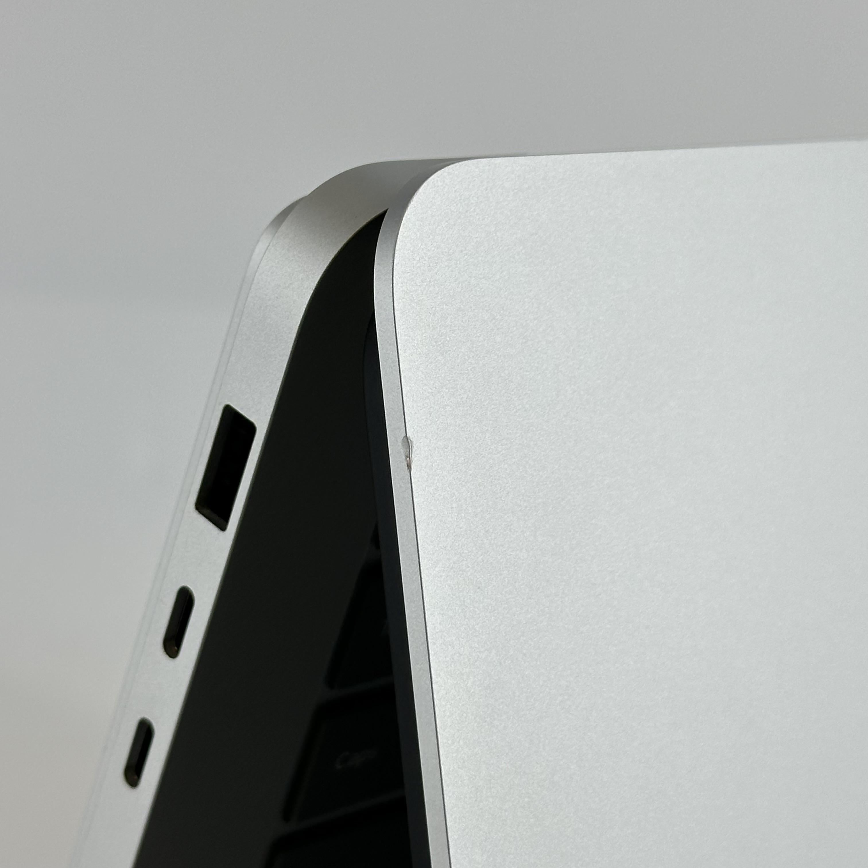 Microsoft Surface Laptop Studio 2 14.4 Silver 2.9 GHz Intel Core i7 13th Gen. 16GB RAM 512GB Solid State Drive NVIDIA GeForce RTX 4050 6 GB