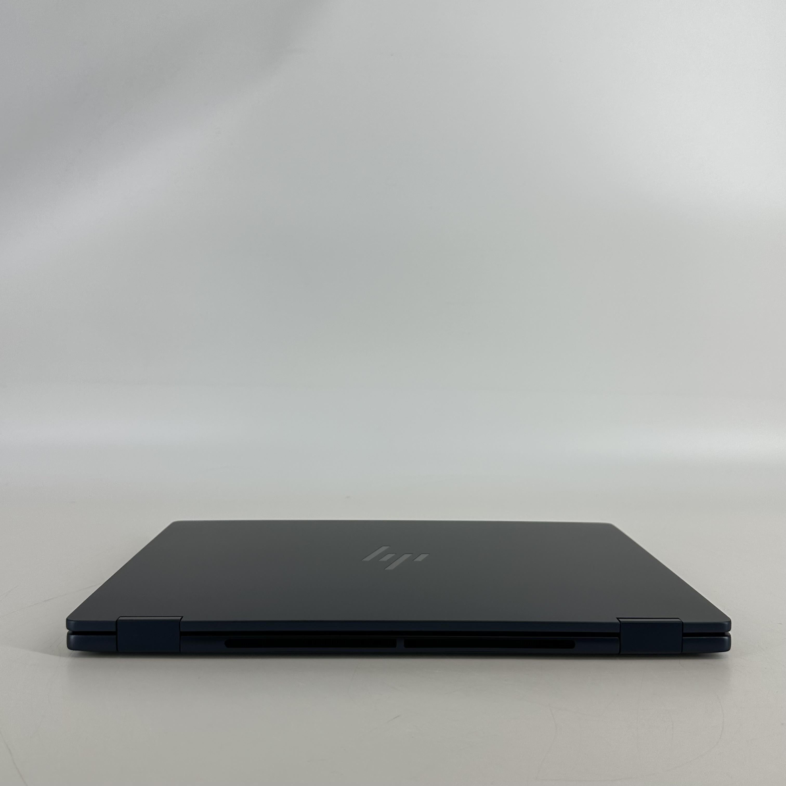 HP OmniBook X Flip 14 Atmospheric Blue 2.2 GHz Intel Core Ultra 7 Series 2 16GB RAM 1TB Solid State Drive