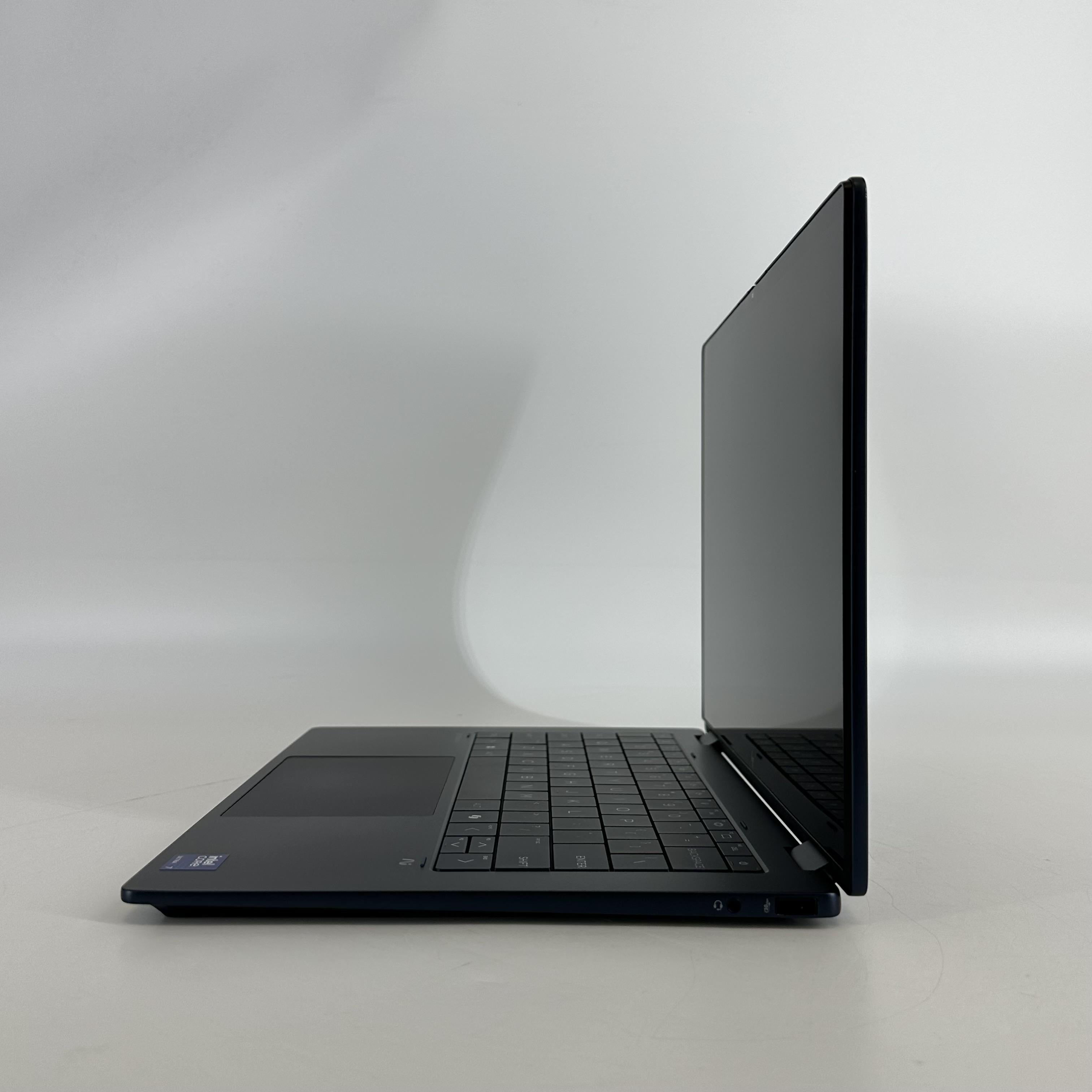 HP OmniBook X Flip 14 Atmospheric Blue 2.2 GHz Intel Core Ultra 7 Series 2 16GB RAM 1TB Solid State Drive