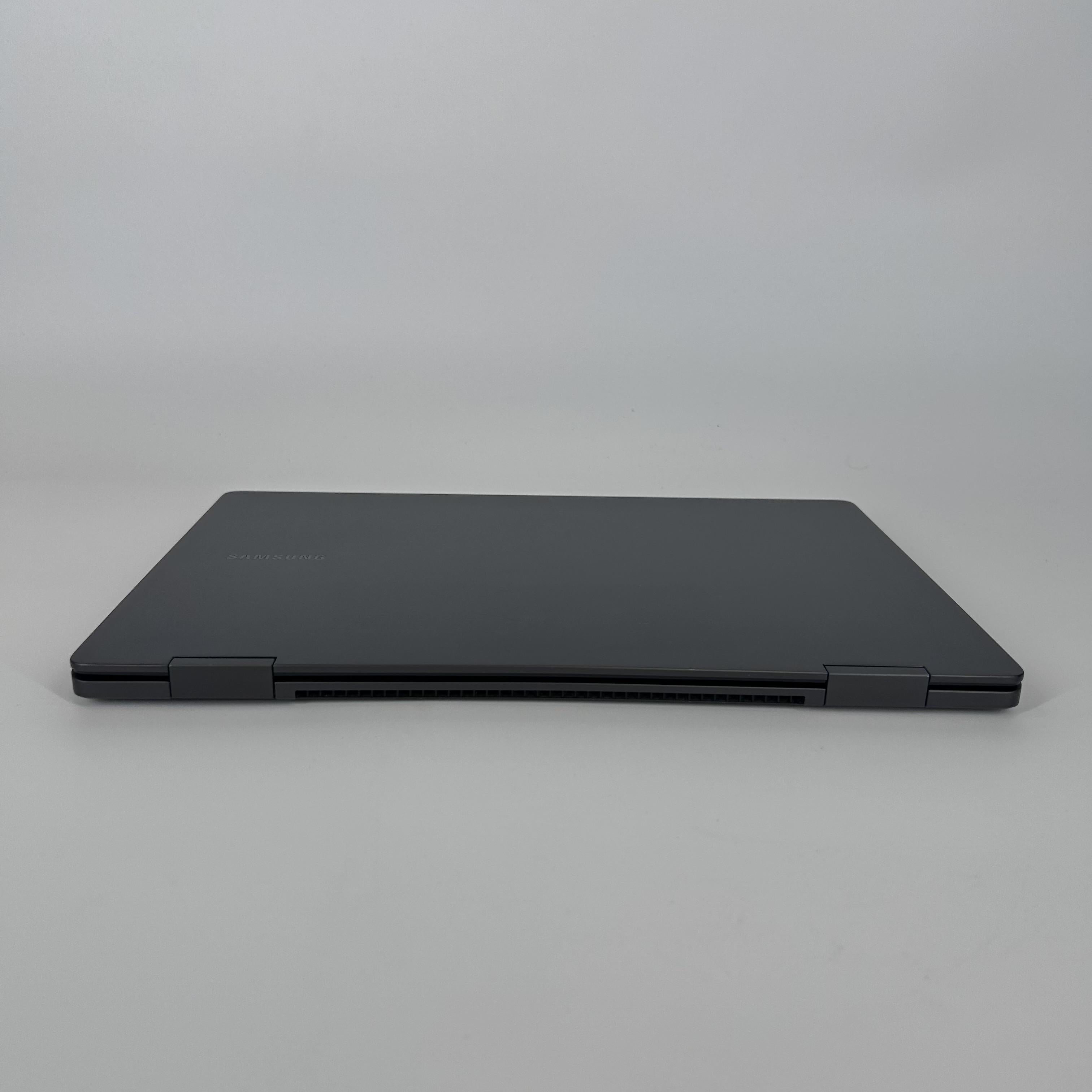 Samsung Galaxy Book2 360 13.3 Graphite WiFi 1.3 GHz Intel Core i5 12th Gen. 8GB RAM 256GB Solid State Drive