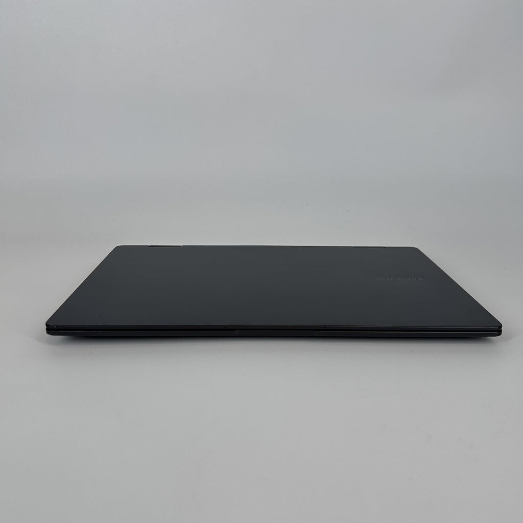 Samsung Galaxy Book2 360 13.3 Graphite WiFi 1.3 GHz Intel Core i5 12th Gen. 8GB RAM 256GB Solid State Drive