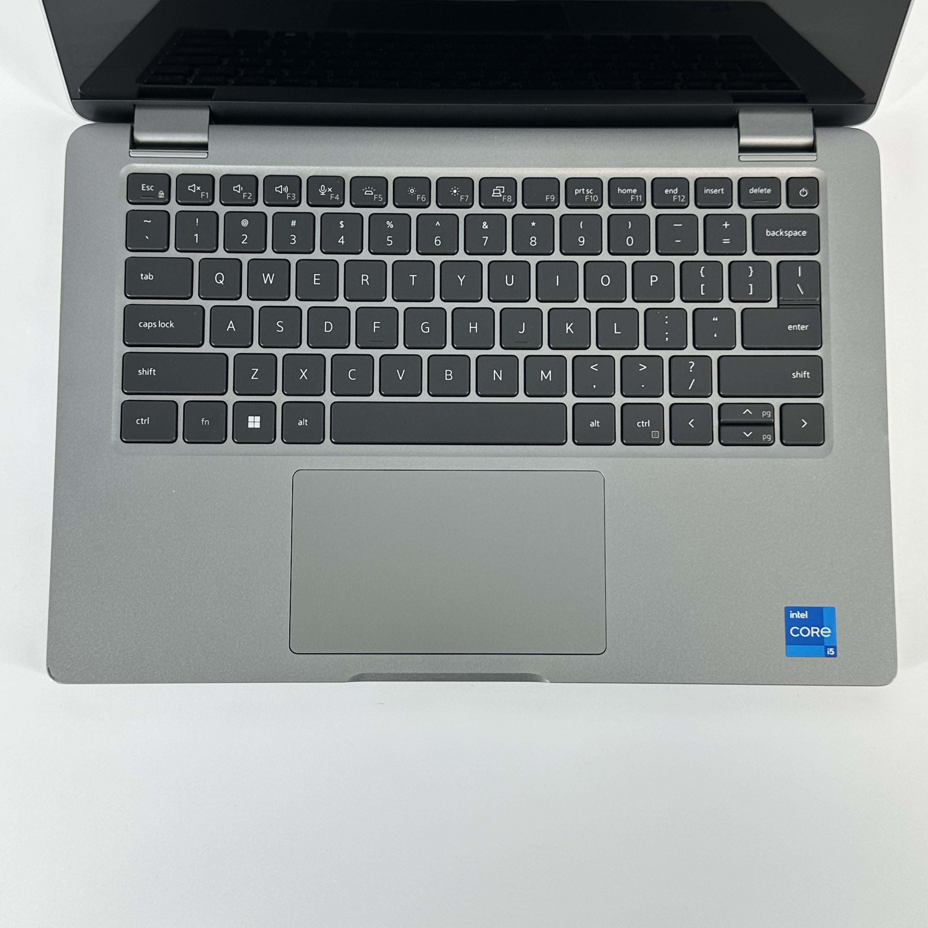 Dell Latitude 3340 13.3 Gray 1.3 GHz Intel Core i5 13th Gen. 8GB RAM 256GB Solid State Drive