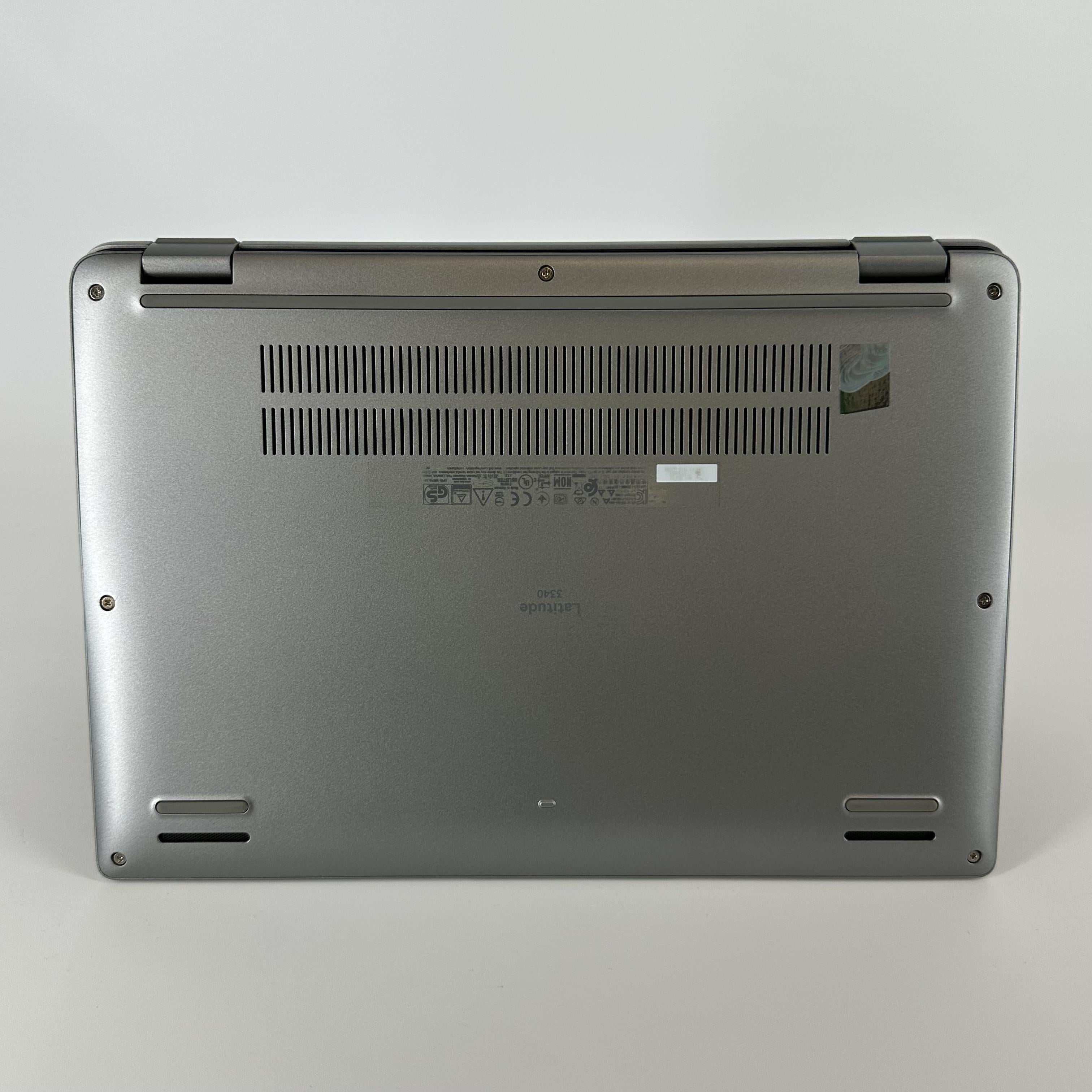 Dell Latitude 3340 13.3 Gray 1.3 GHz Intel Core i5 13th Gen. 8GB RAM 256GB Solid State Drive