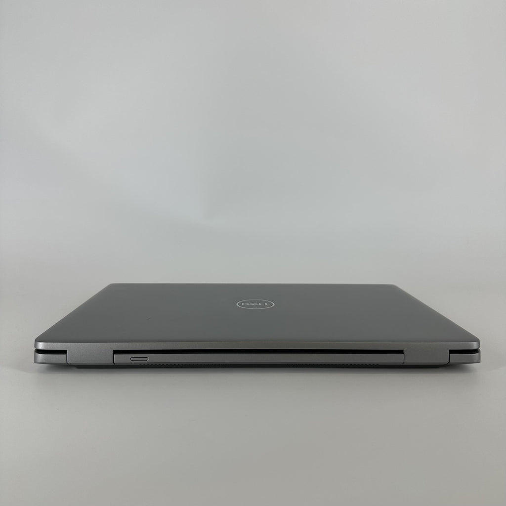 Dell Latitude 5540 15.6 Gray 1.3 GHz Intel Core i5 13th Gen. 8GB RAM 256GB Solid State Drive