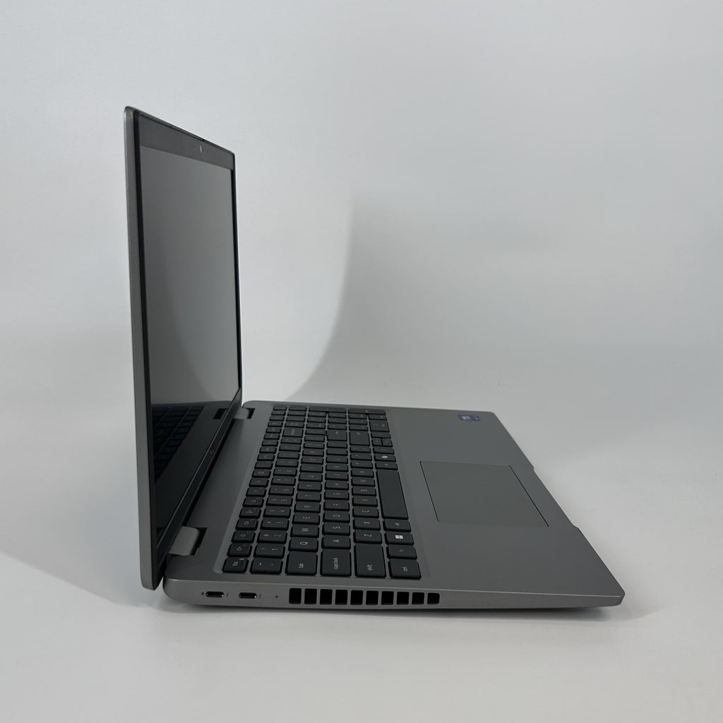 Dell Latitude 5550 15.6 Gray 1.3 GHz Intel Core Ultra 5 16GB RAM 256GB Solid State Drive