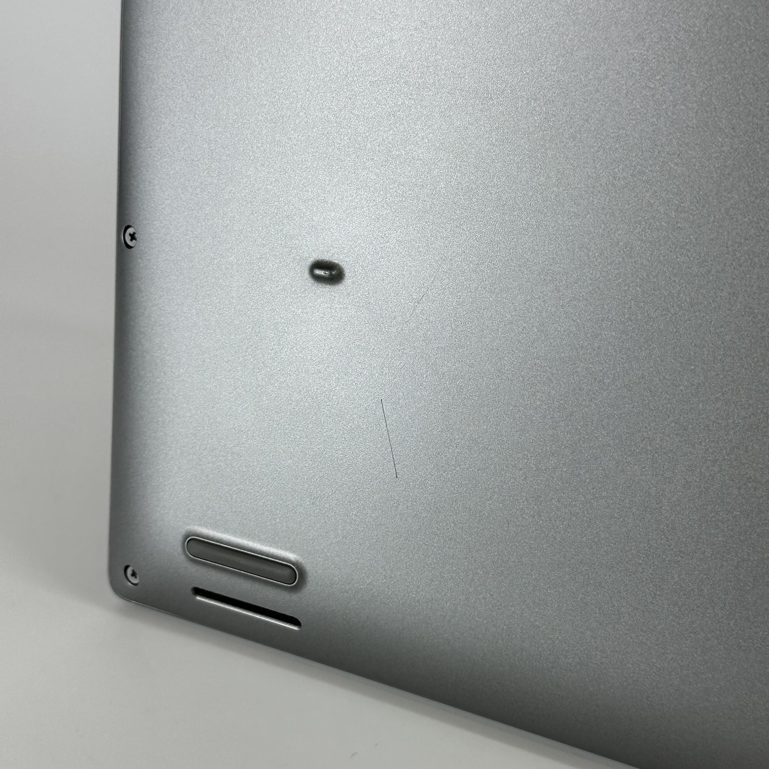 Dell Latitude 5540 15.6 Gray 1.3 GHz Intel Core i5 13th Gen. 8GB RAM 256GB Solid State Drive