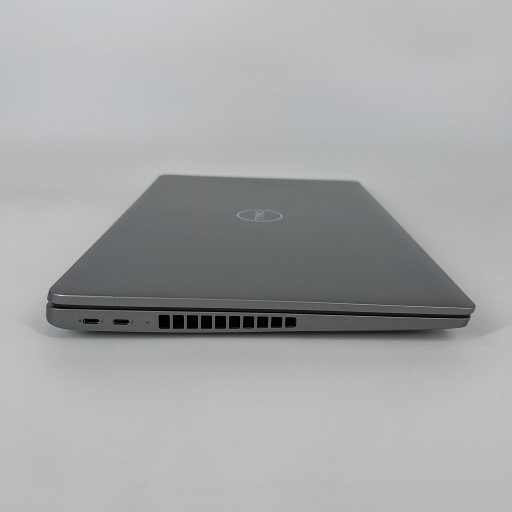 Dell Latitude 5550 15.6 Gray 1.3 GHz Intel Core Ultra 5 16GB RAM 256GB Solid State Drive
