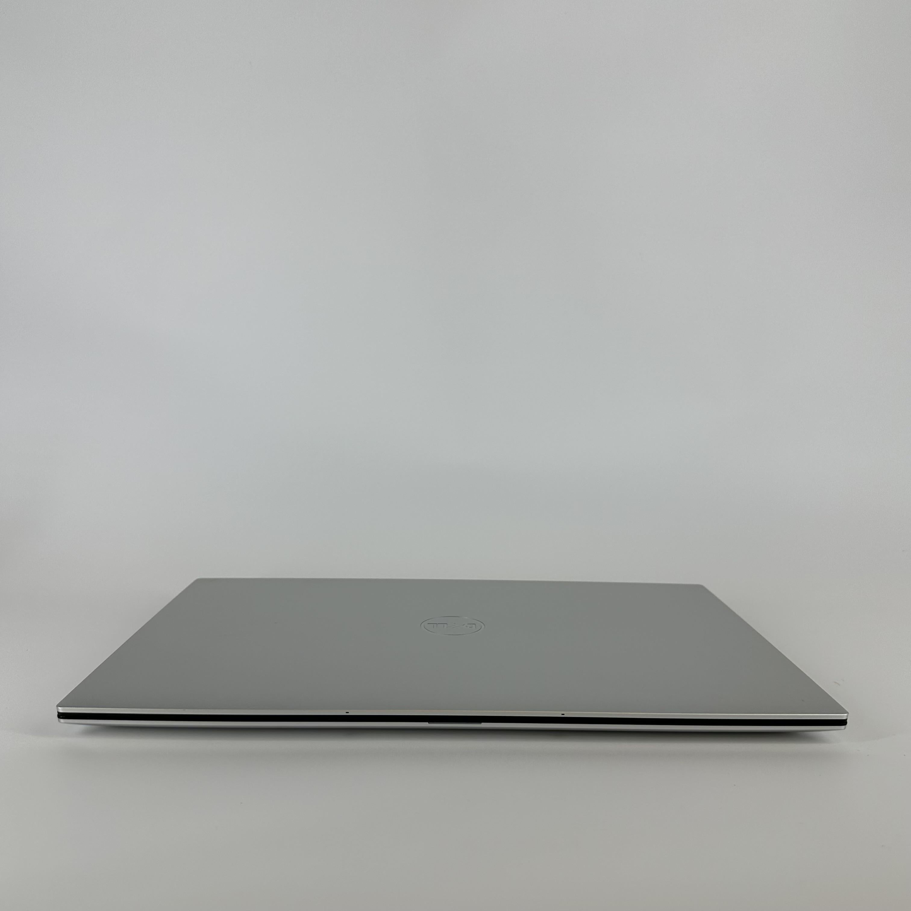 Dell XPS 17 9710 Silver 2.3 GHz Intel Core i7 11th Gen. 16GB RAM 512GB Solid State Drive NVIDIA GeForce RTX 3050 4 GB