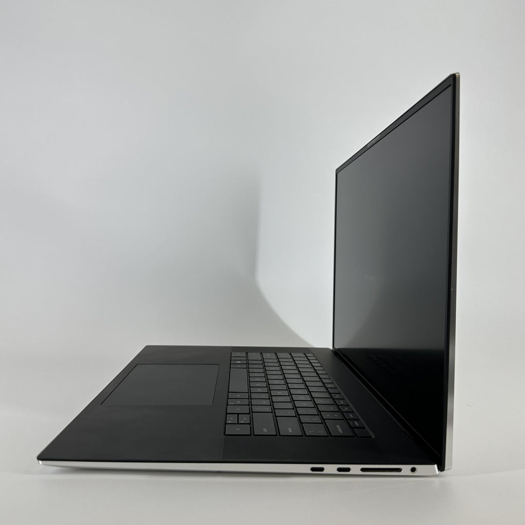 Dell XPS 17 9710 Silver 2.3 GHz Intel Core i7 11th Gen. 16GB RAM 512GB Solid State Drive NVIDIA GeForce RTX 3050 4 GB