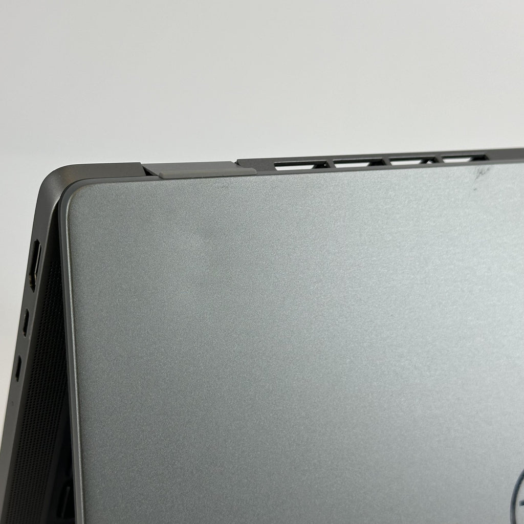 Dell Latitude 7440 14 Gray 1.9 GHz Intel Core i7 13th Gen. 32GB RAM 256GB Solid State Drive