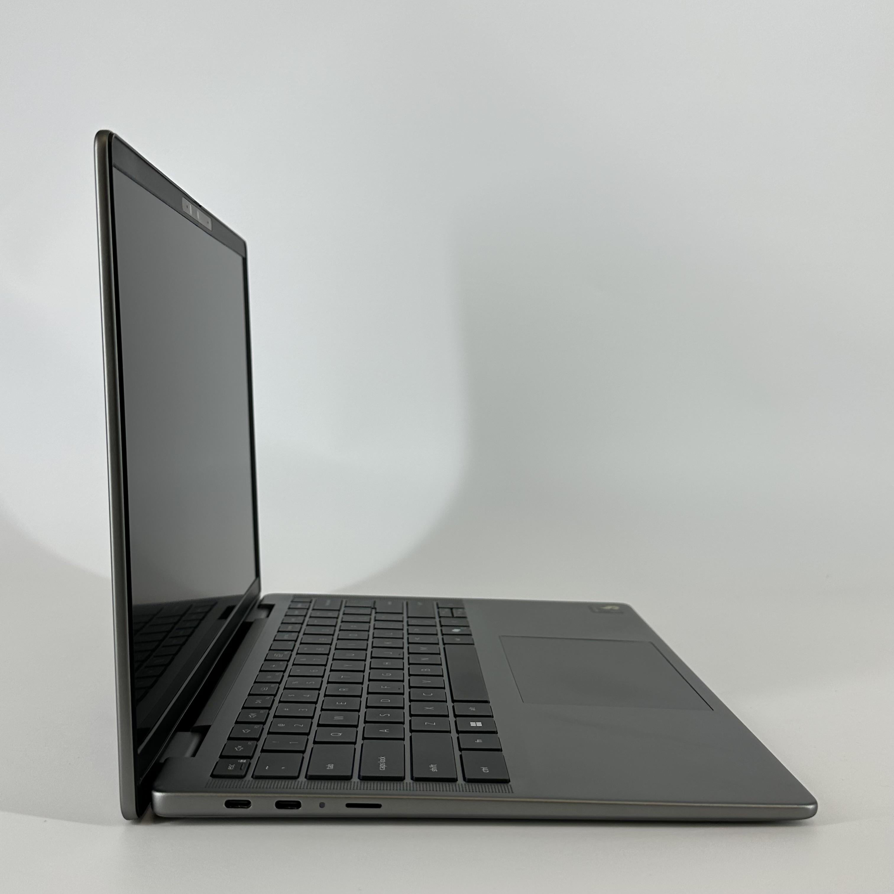 Dell Latitude 7455 14 Gray 3.4 GHz Qualcomm Snapdragon X Elite 32GB RAM 1TB Solid State Drive
