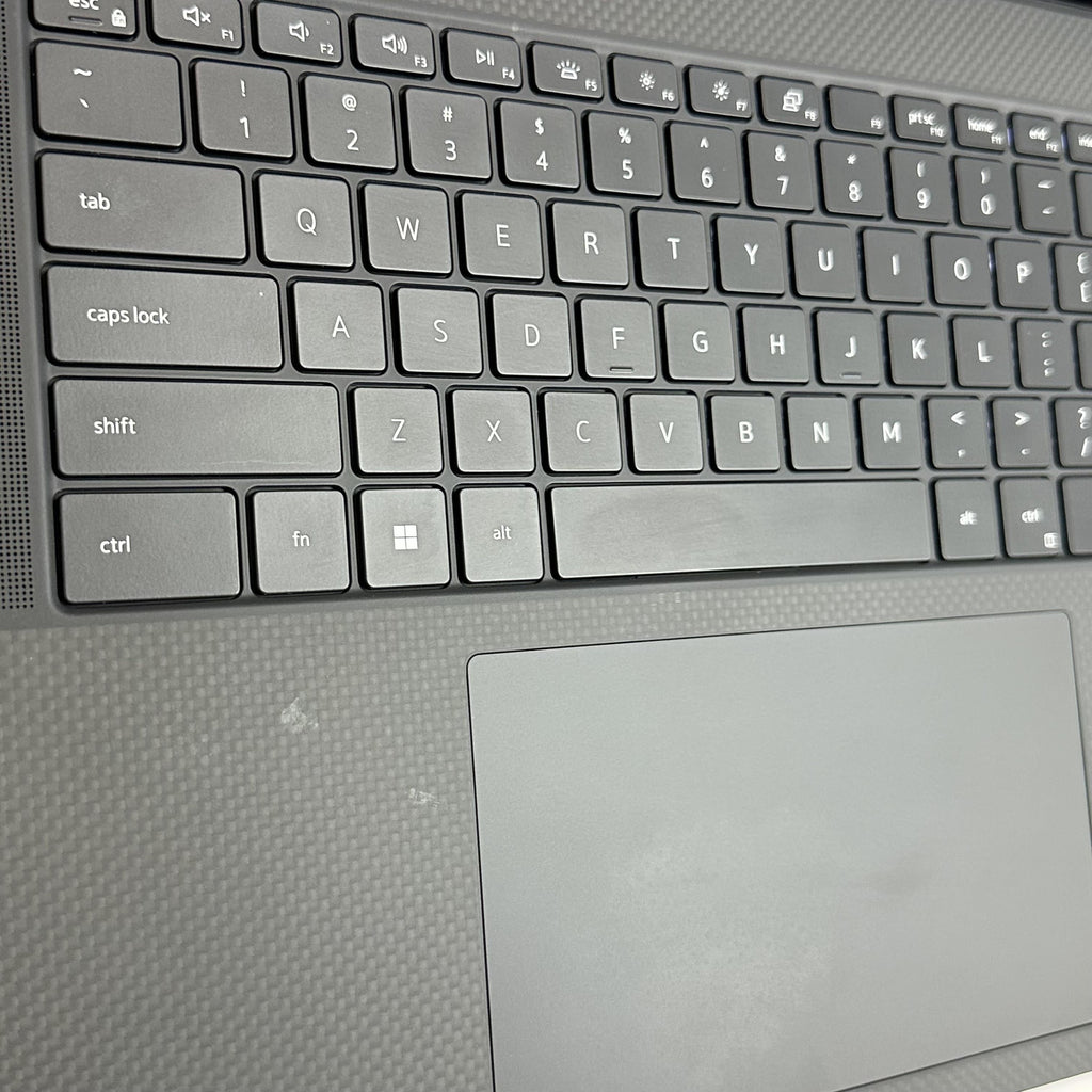 Dell XPS 17 9720 Silver 2.3 GHz Intel Core i7 12th Gen. 64GB RAM 2TB Solid State Drive NVIDIA GeForce RTX 3050 4 GB