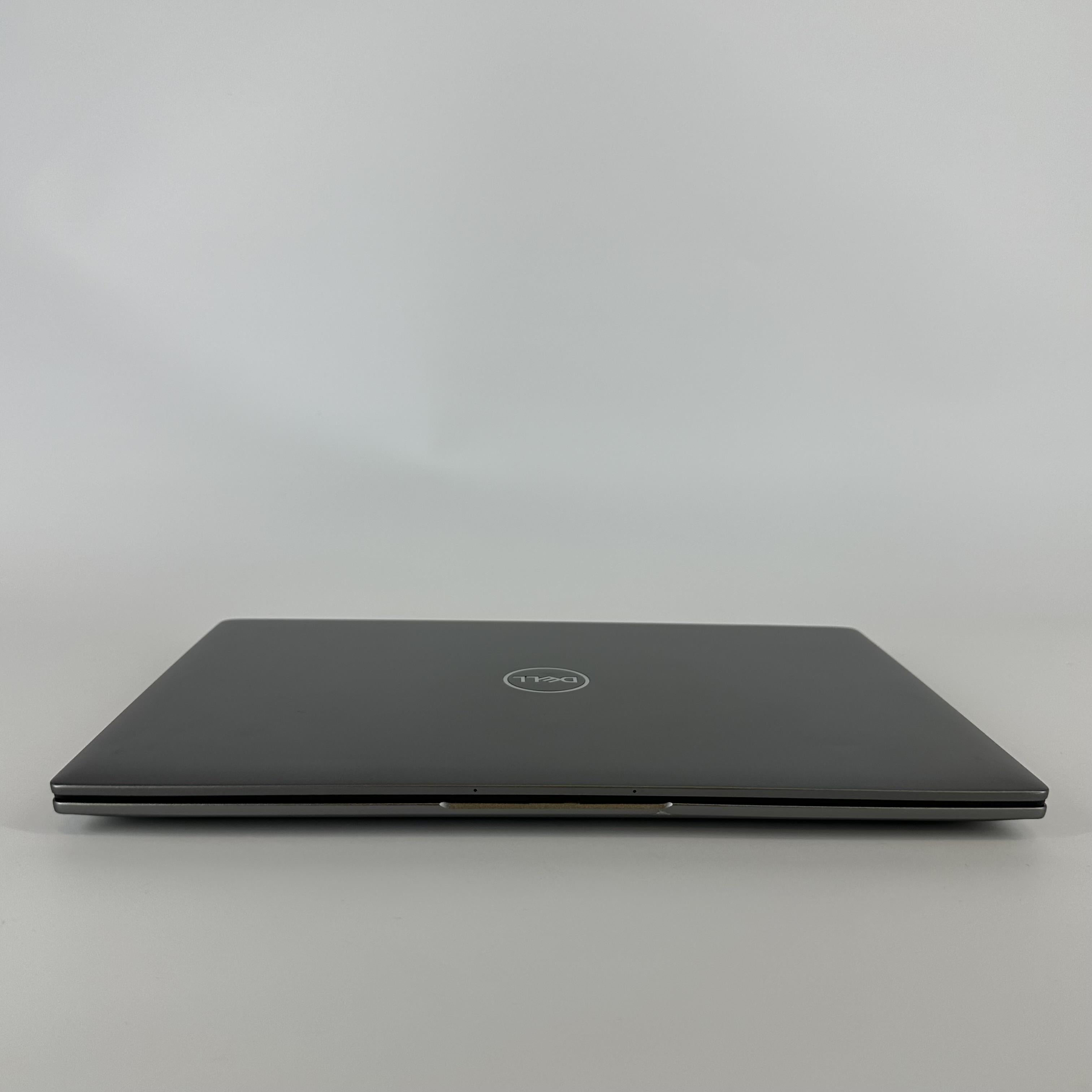 Dell Latitude 7450 14 Gray 2.1 GHz Intel Core Ultra 5 32GB RAM 512GB Solid State Drive