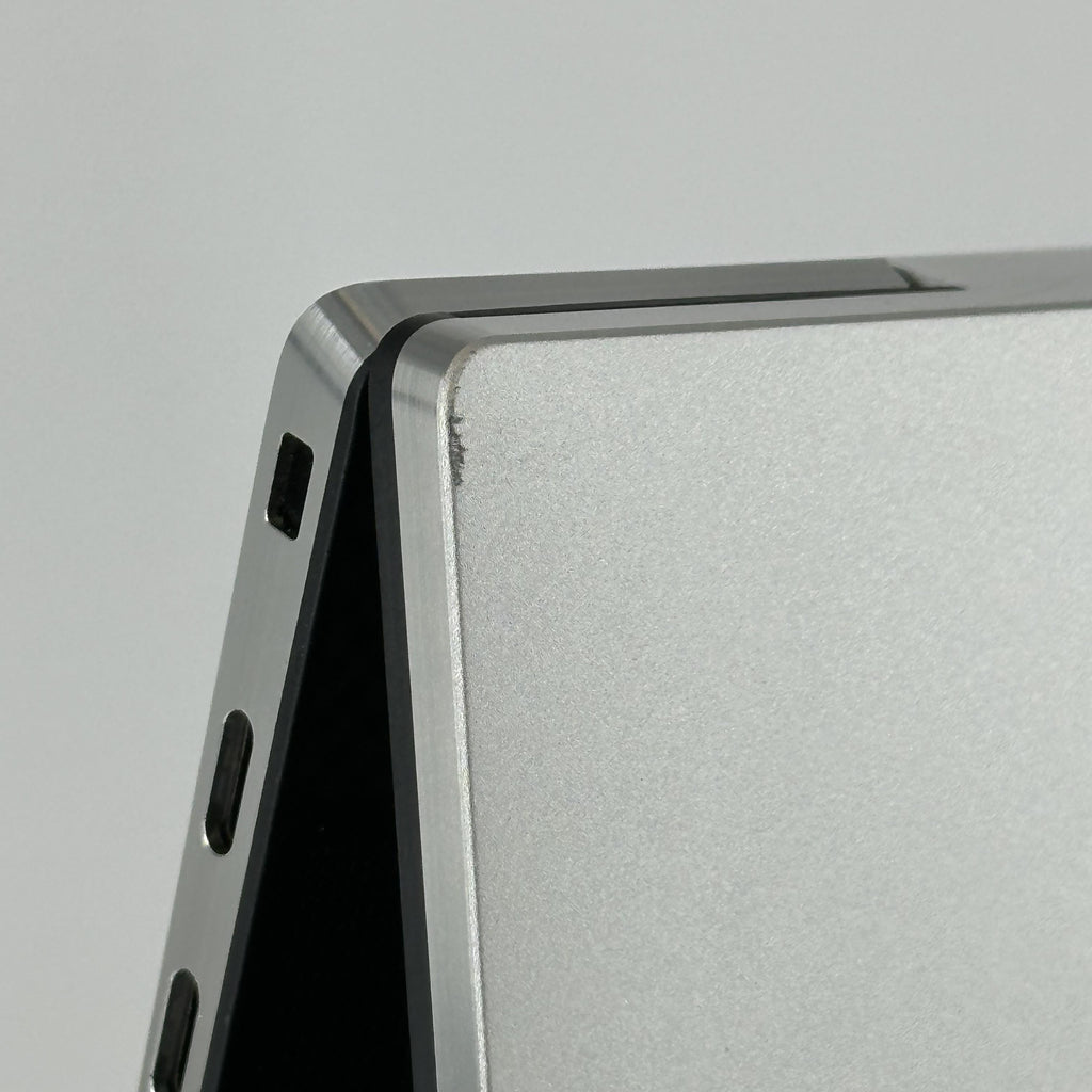 Dell XPS 17 9720 Silver 2.3 GHz Intel Core i7 12th Gen. 64GB RAM 2TB Solid State Drive NVIDIA GeForce RTX 3050 4 GB