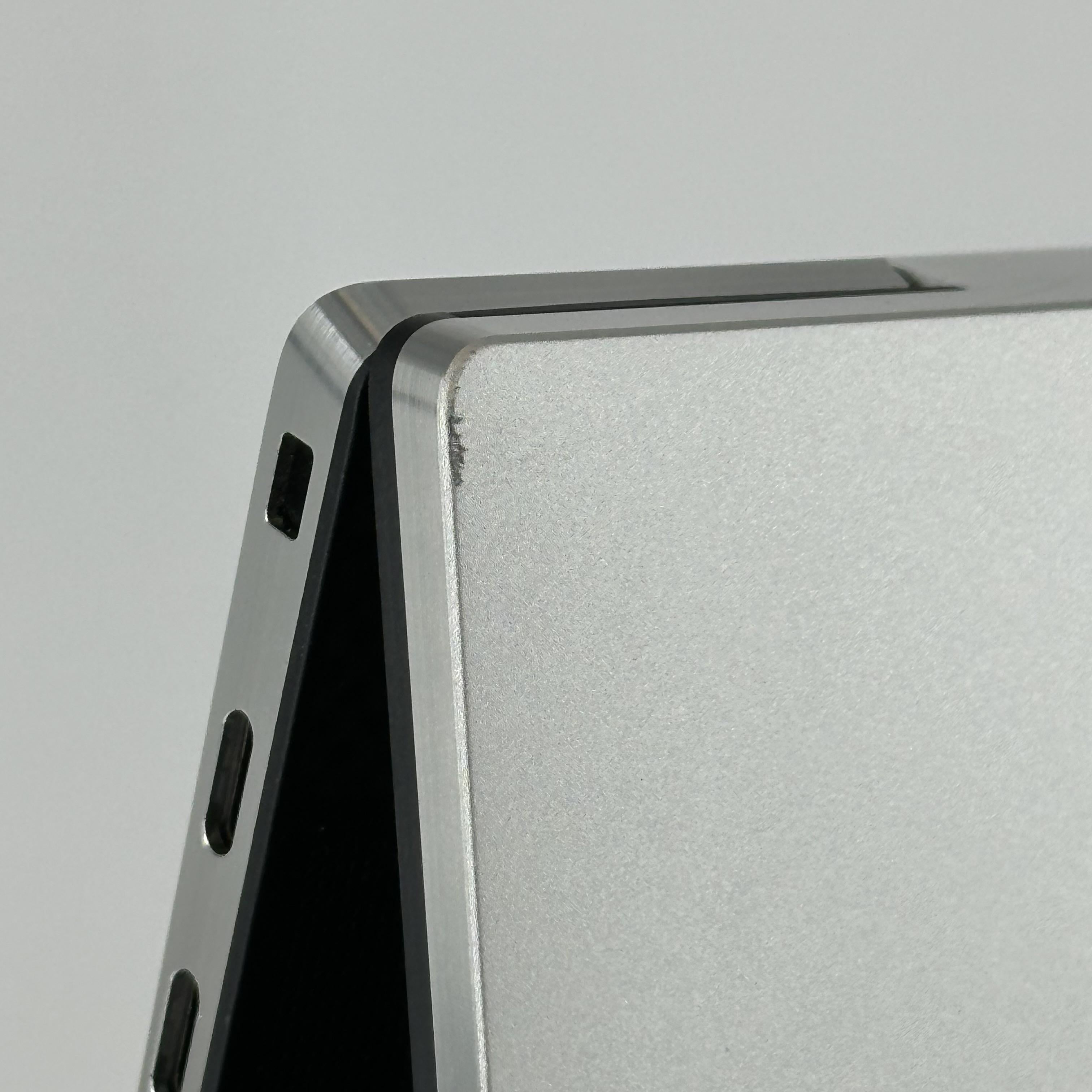 Dell XPS 17 9720 Silver 2.3 GHz Intel Core i7 12th Gen. 64GB RAM 2TB Solid State Drive NVIDIA GeForce RTX 3050 4 GB