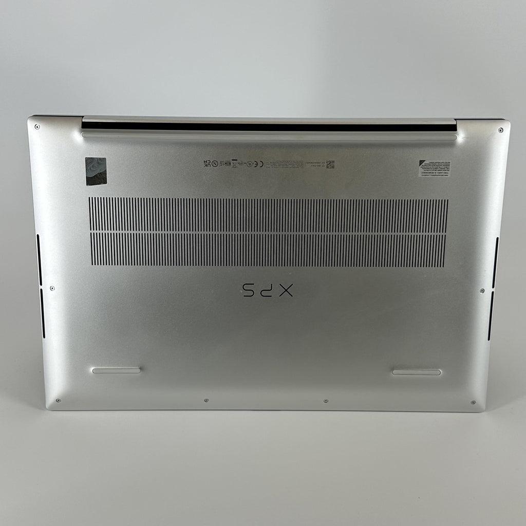 Dell XPS 17 9720 Silver 2.3 GHz Intel Core i7 12th Gen. 64GB RAM 2TB Solid State Drive NVIDIA GeForce RTX 3050 4 GB