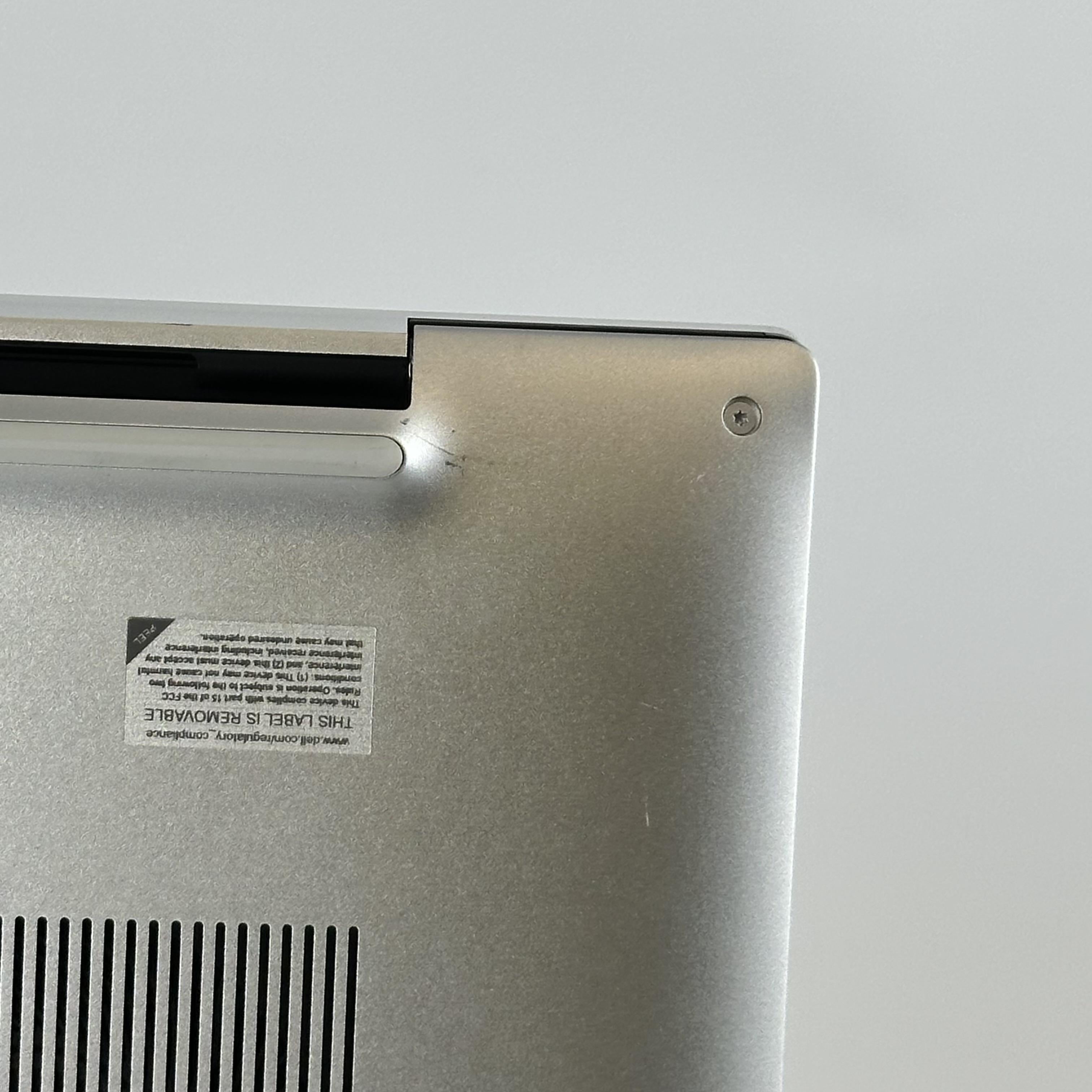 Dell XPS 17 9720 Silver 2.3 GHz Intel Core i7 12th Gen. 64GB RAM 2TB Solid State Drive NVIDIA GeForce RTX 3050 4 GB