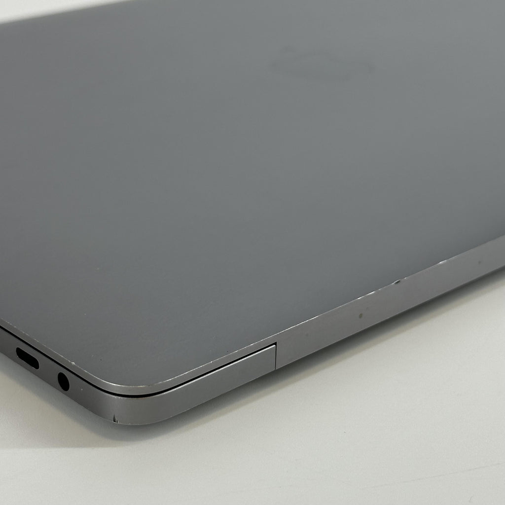 Apple MacBook Pro 16 Touch Bar 2019 Space Gray 2.4 GHz Intel Core i9 9th Gen. 32GB RAM 1TB Solid State Drive AMD Radeon Pro 5500M 8 GB