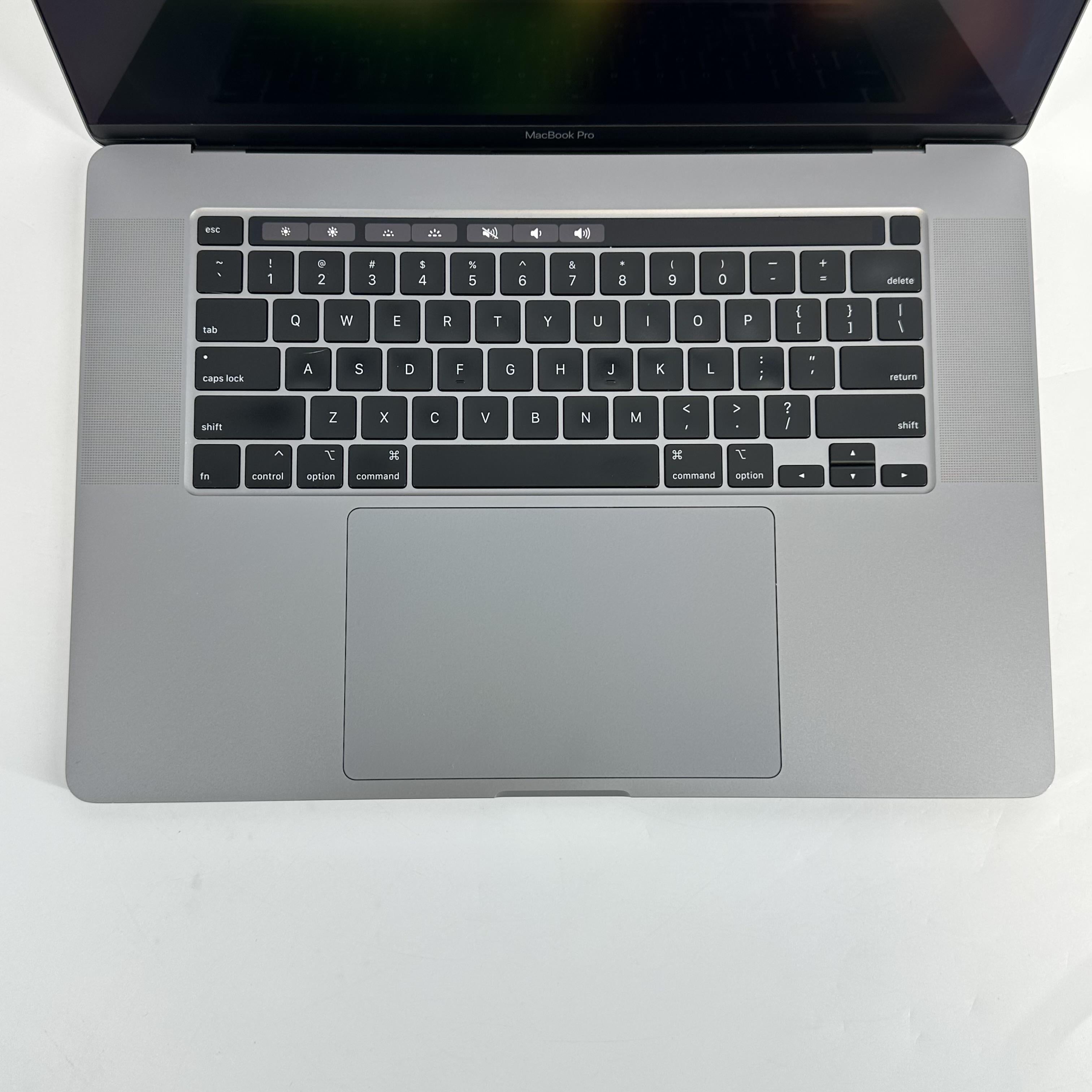 Apple MacBook Pro 16 Touch Bar 2019 Space Gray 2.4 GHz Intel Core i9 9th Gen. 32GB RAM 1TB Solid State Drive AMD Radeon Pro 5500M 8 GB