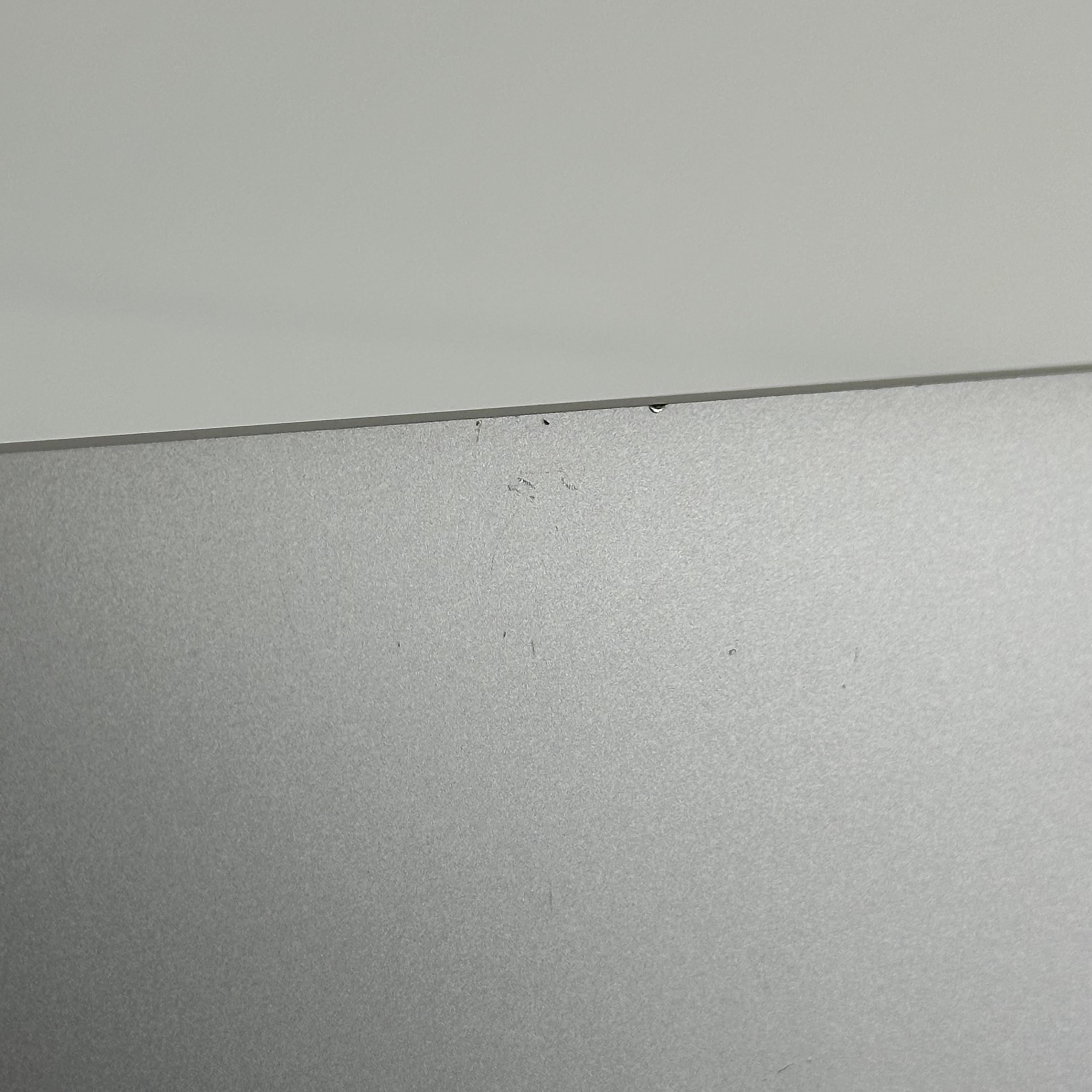 Apple MacBook Pro 16 Touch Bar 2019 Space Gray 2.4 GHz Intel Core i9 9th Gen. 32GB RAM 1TB Solid State Drive AMD Radeon Pro 5500M 8 GB