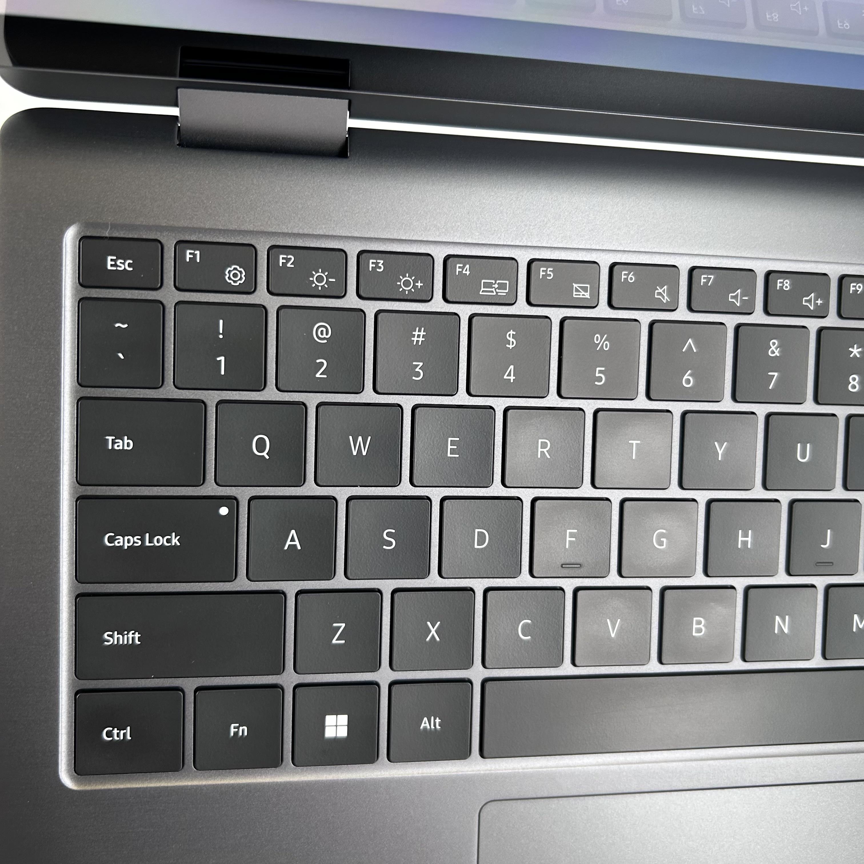 Samsung Galaxy Book3 360 15.6 Graphite 2.2 GHz Intel Core i7 13th Gen. 16GB RAM 1TB Solid State Drive