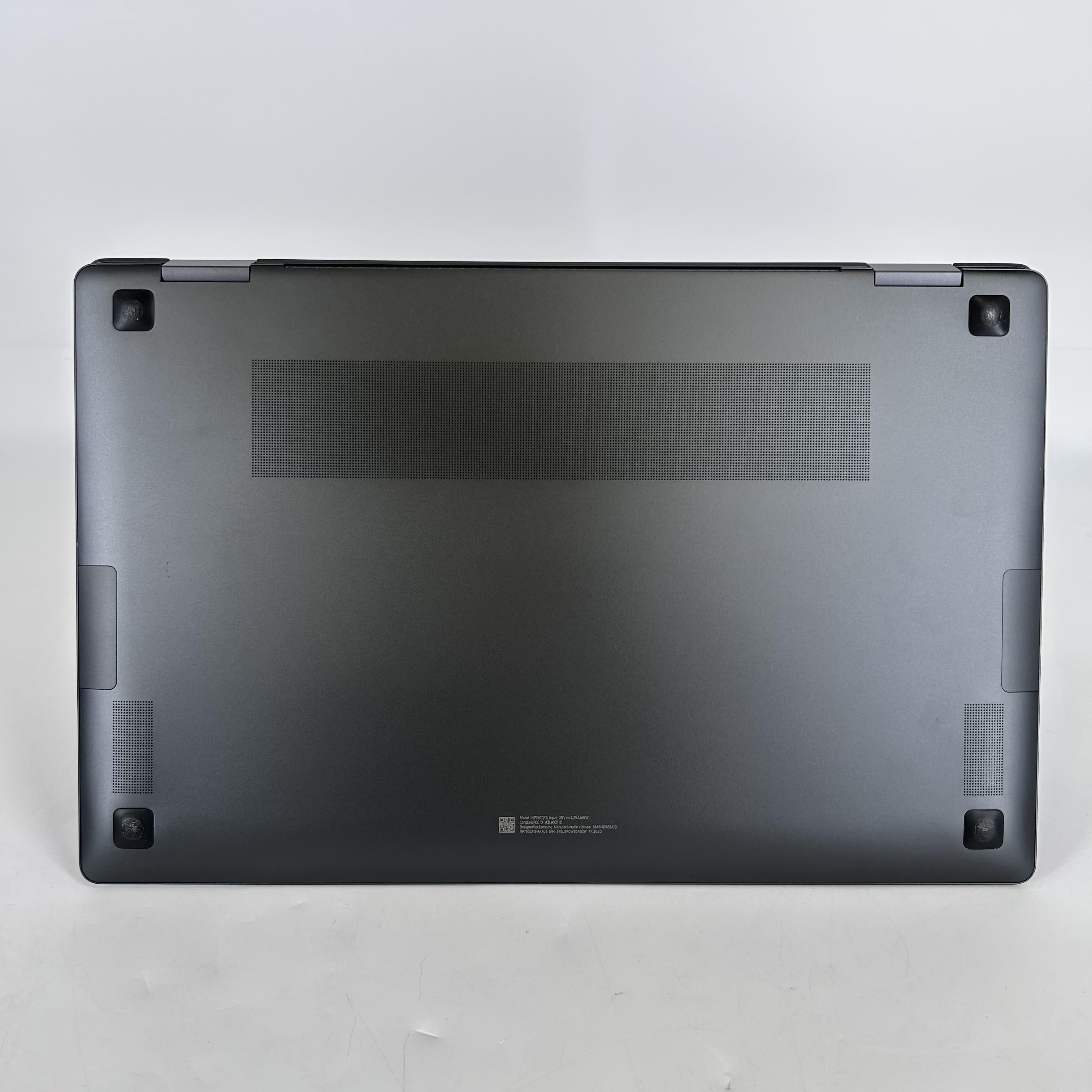Samsung Galaxy Book3 360 15.6 Graphite 2.2 GHz Intel Core i7 13th Gen. 16GB RAM 1TB Solid State Drive