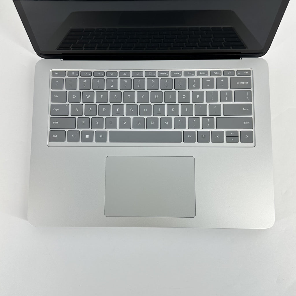 Microsoft Surface Laptop Studio 2 14.4 Silver 2.9 GHz Intel Core i7 13th Gen. 64GB RAM 1TB Solid State Drive NVIDIA GeForce RTX 4060 8 GB