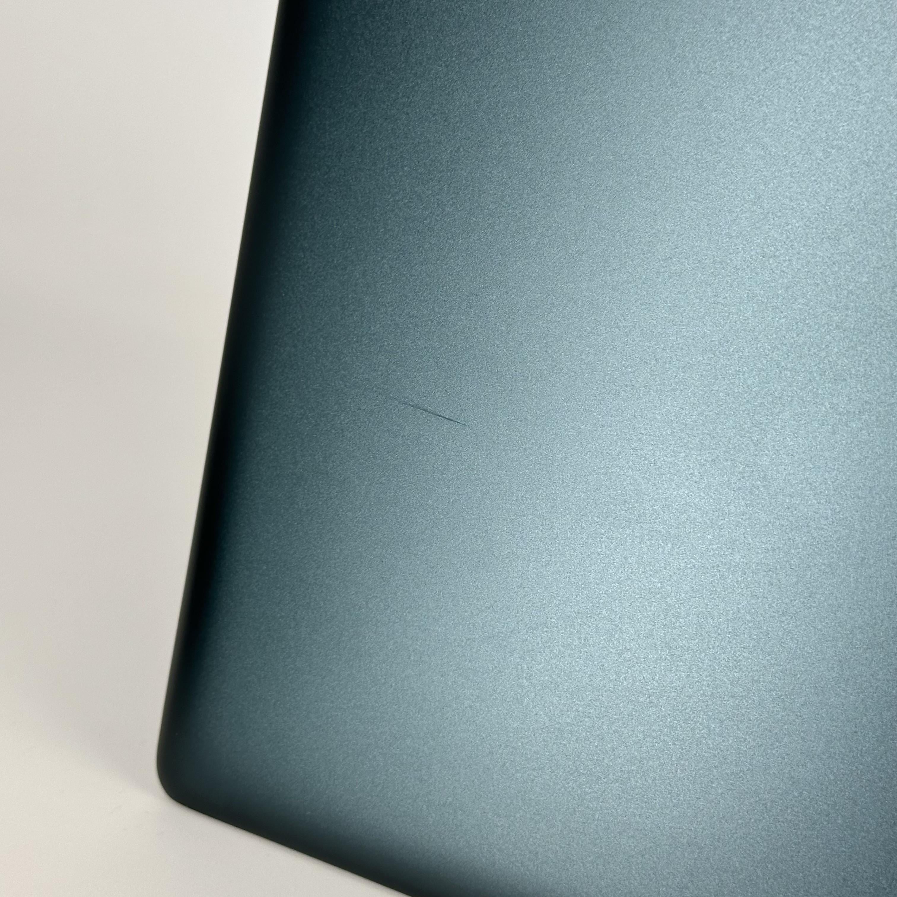 Dell Alienware 18 Area-51 Teal 2.7 GHz Intel Core Ultra 9 Series 2 64GB RAM 2TB Solid State Drive NVIDIA GeForce RTX 5080 16 GB