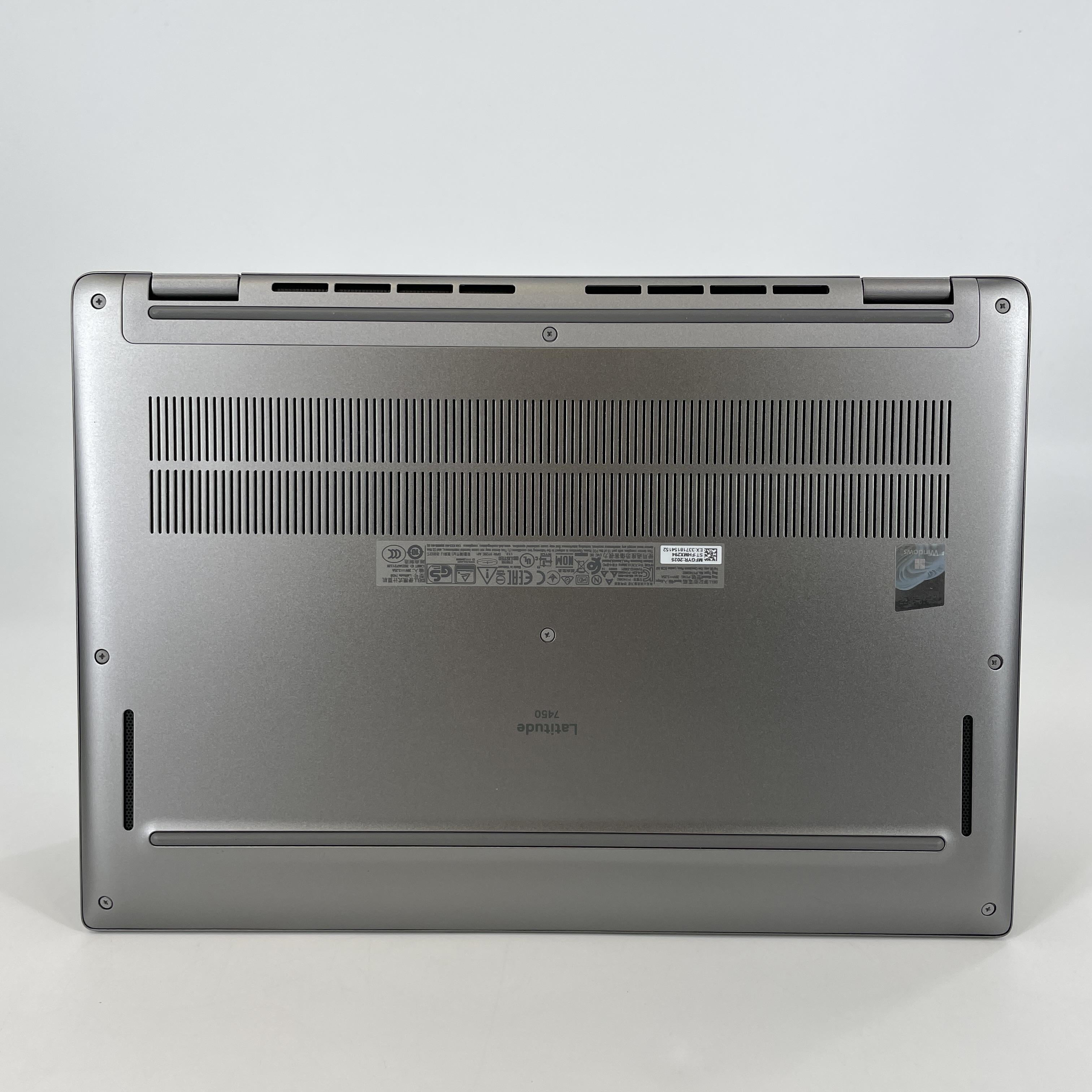 Dell Latitude 7450 14 Gray 2.1 GHz Intel Core Ultra 7 32GB RAM 512GB Solid State Drive