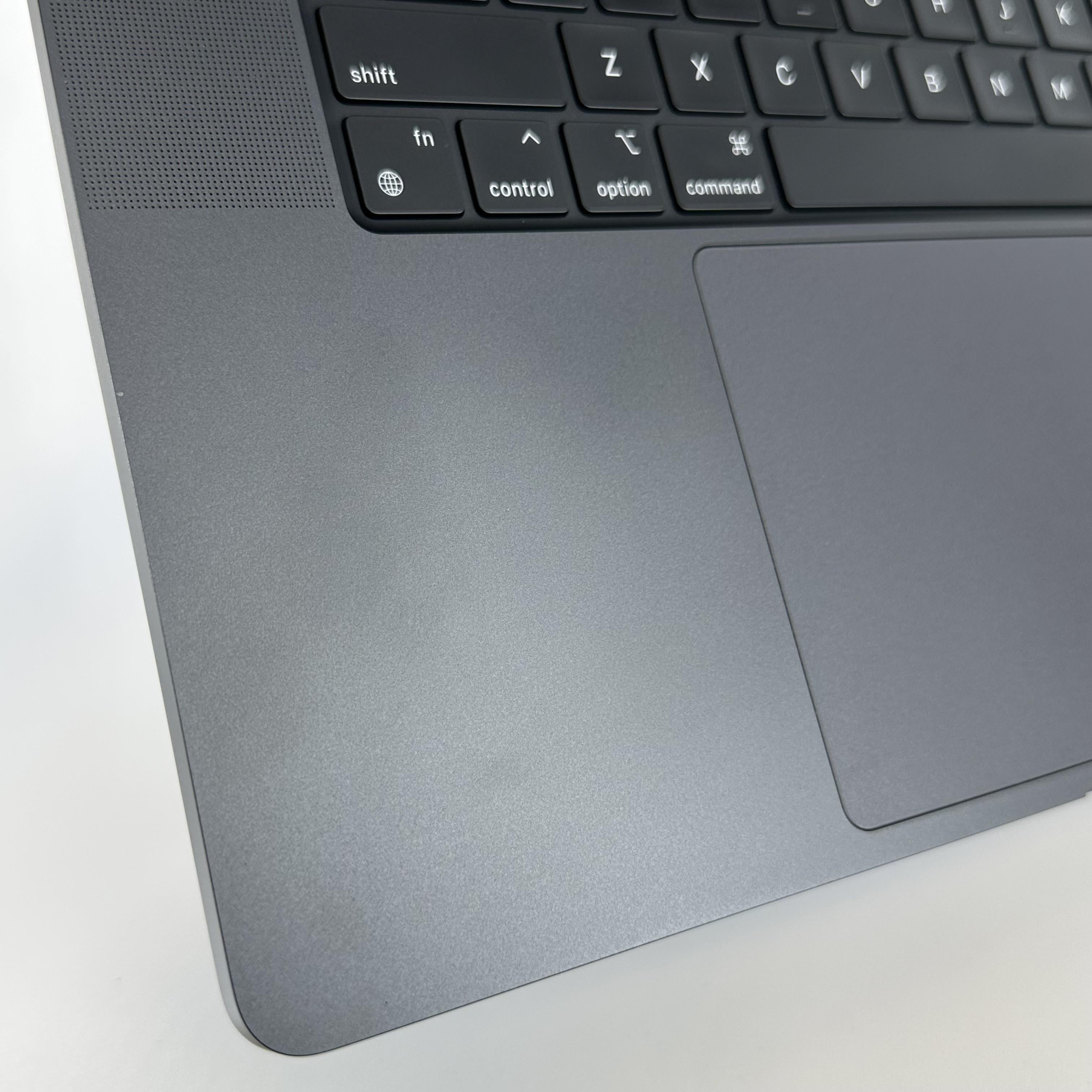 MacBook Pro 16 2024 Space Black 4.4 GHz M4 Max 16-Core CPU 64GB Unified Memory 1TB Solid State Drive 40-Core GPU