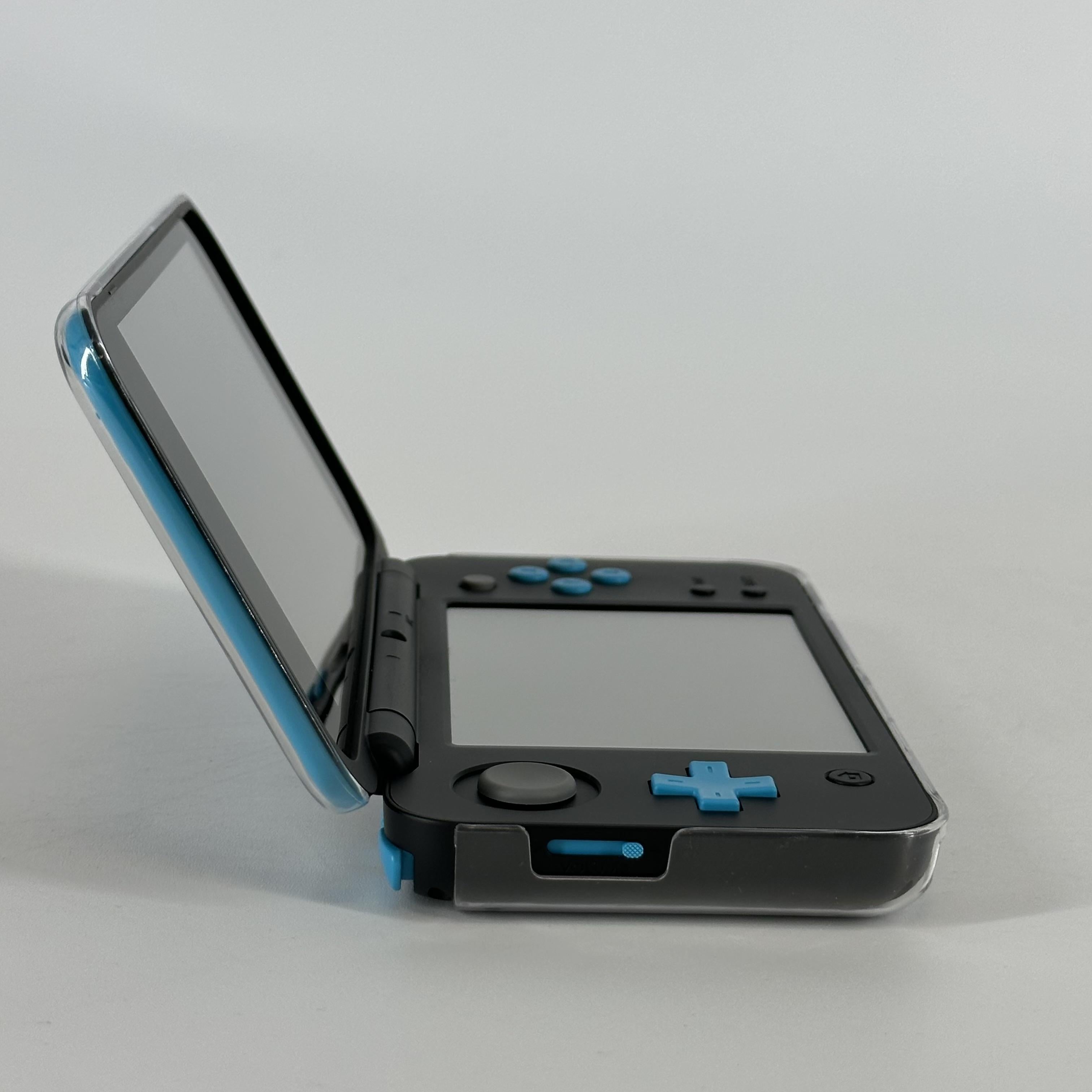 Nintendo New 2DS XL Black + Turquoise Black