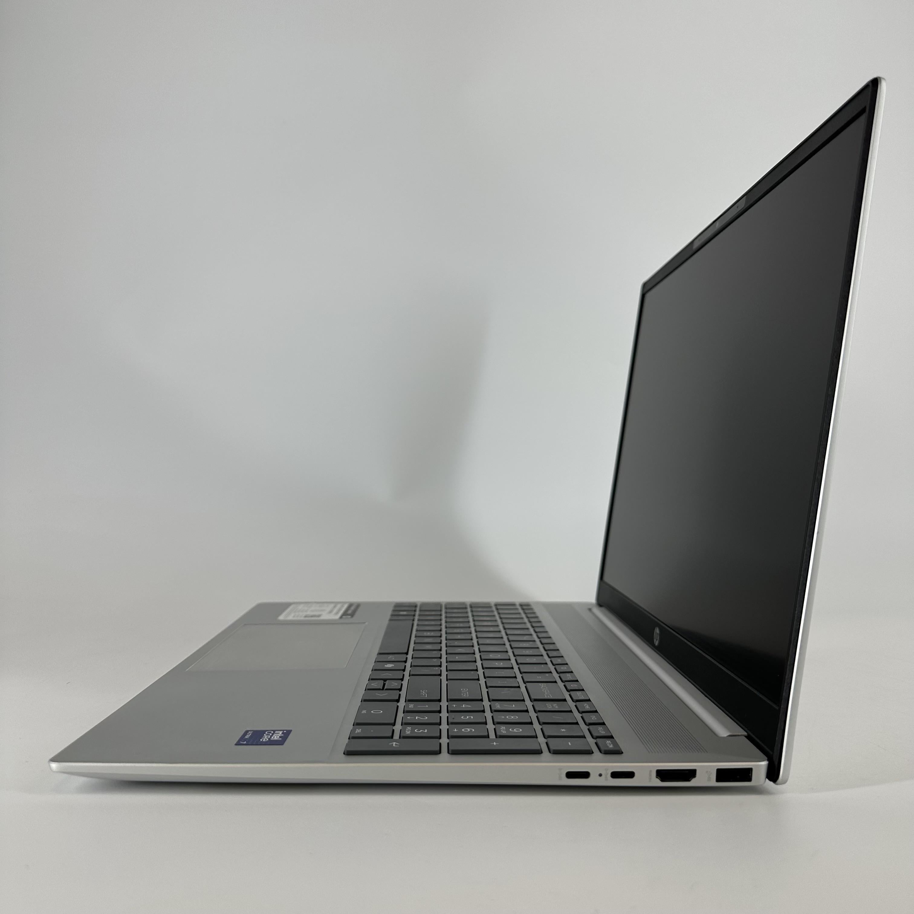 HP OmniBook 5 16 Glacier Silver 2.3 GHz Intel Core Ultra 7 Series 2 16GB RAM 1TB Solid State Drive