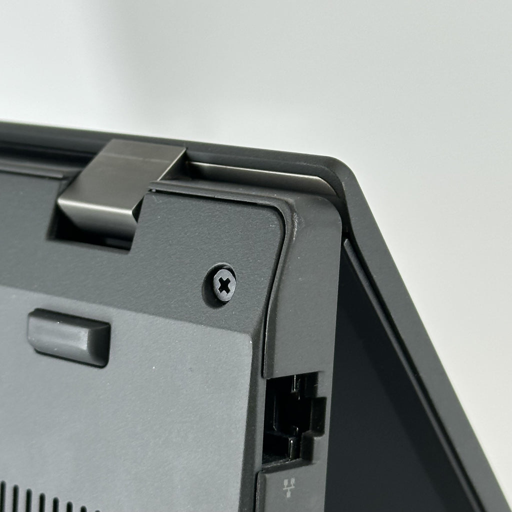 Lenovo ThinkPad T16 Gen 1 Black 2.2 GHz Intel Core i7 12th Gen. 16GB RAM 512GB Solid State Drive