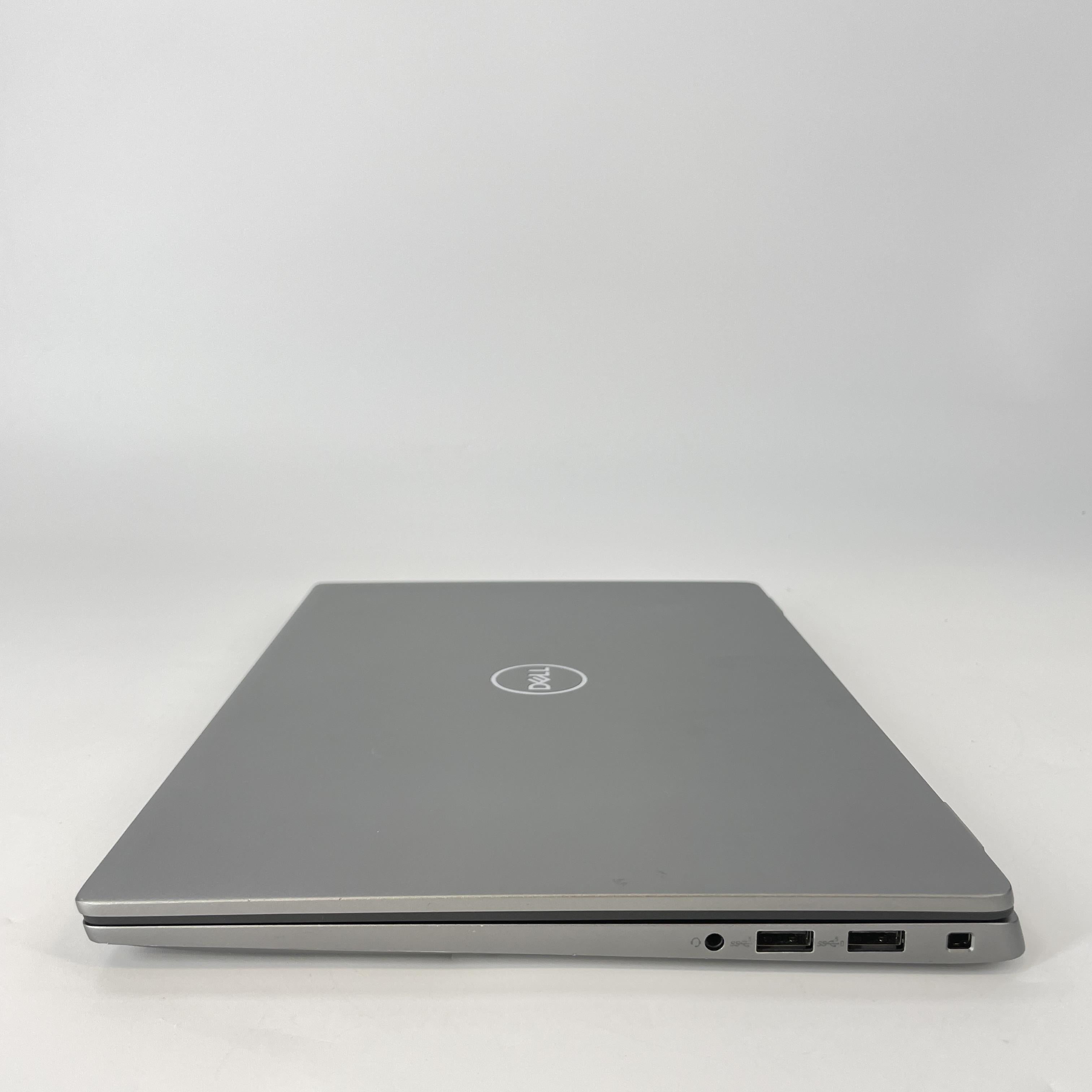 Dell Latitude 7450 14 Gray 3.8 GHz Intel Core Ultra 7 32GB RAM 256GB Solid State Drive