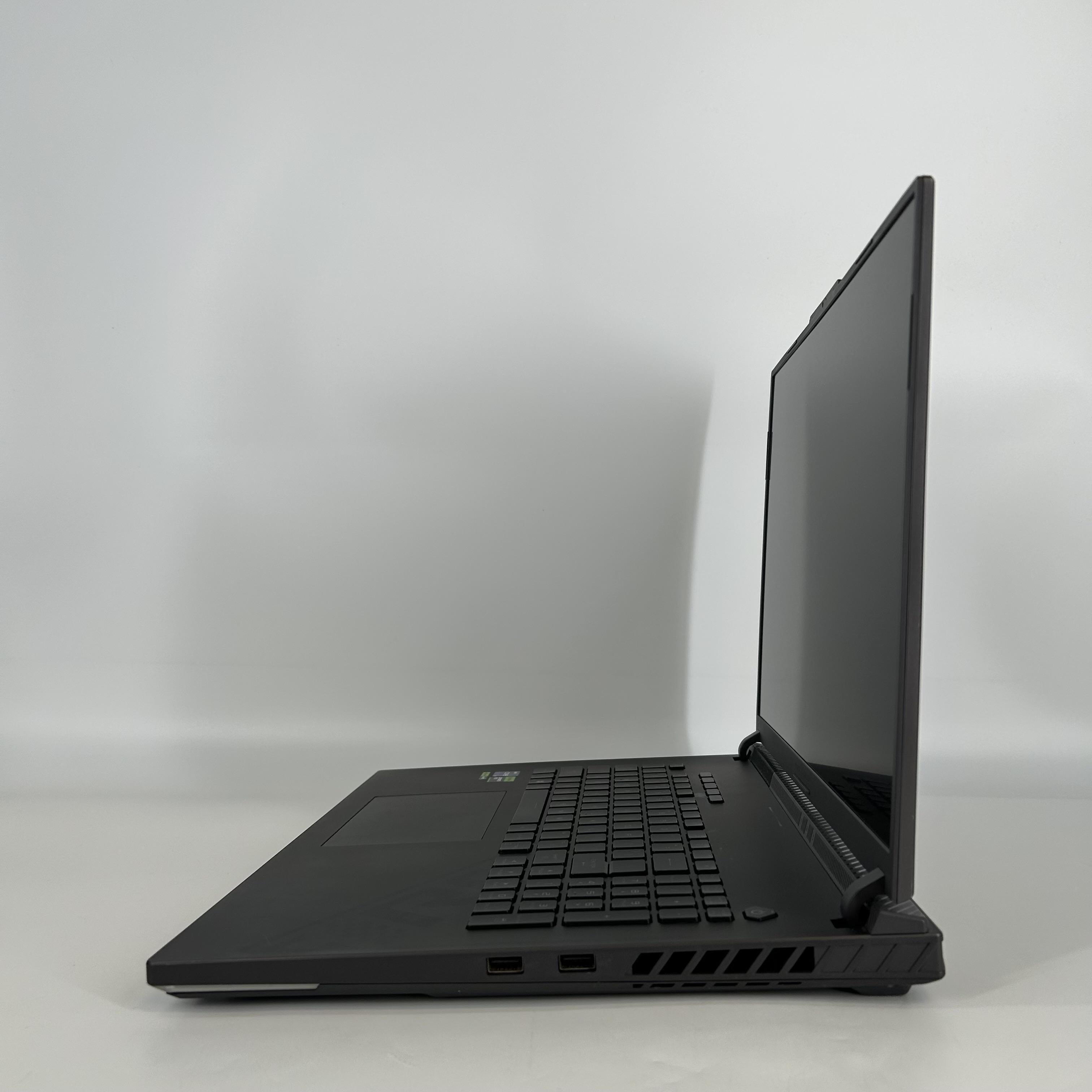 Asus ROG Strix G18 G814 18 Gray 2.2 GHz Intel Core i9 13th Gen. 16GB RAM 1TB Solid State Drive NVIDIA GeForce RTX 4080 12 GB