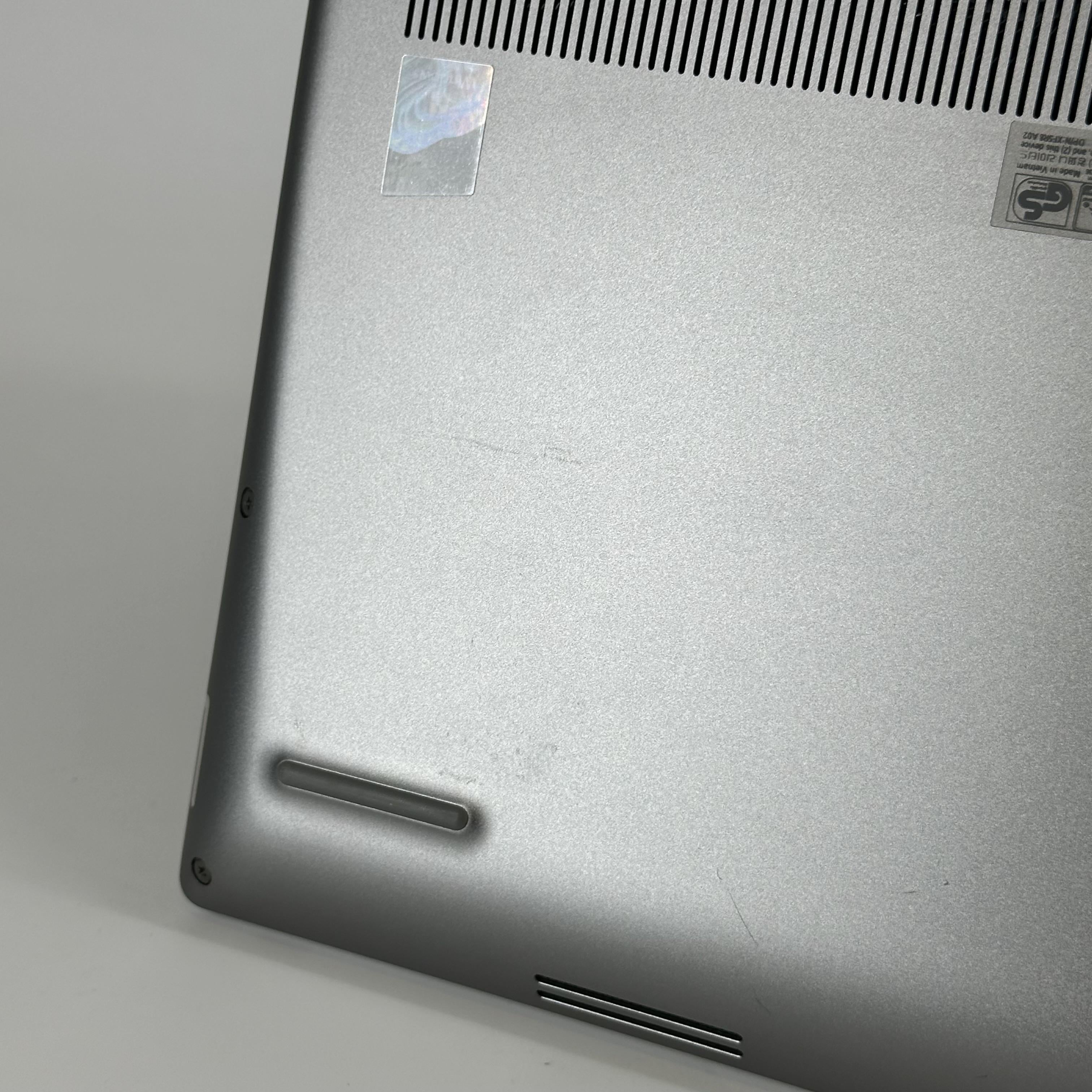 Dell Precision 7680 16 Gray 2.2 GHz Intel Core i9 13th Gen. 64GB RAM 1TB Solid State Drive NVIDIA RTX 3500 Ada 12 GB