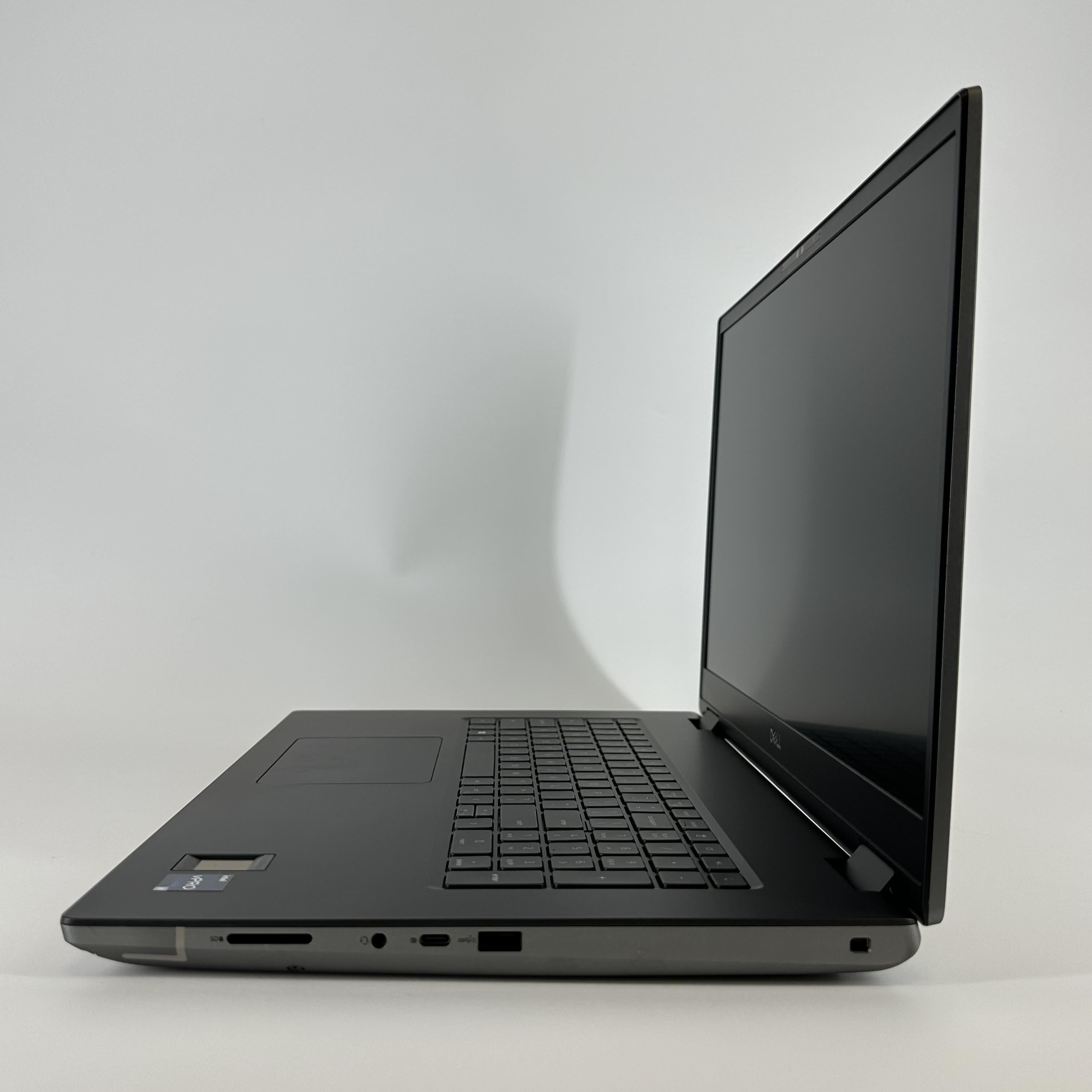 Dell Precision 7780 17.3 Gray 2.2 GHz Intel Core i9 13th Gen. 32GB RAM 512GB Solid State Drive NVIDIA RTX 3500 Ada 12 GB
