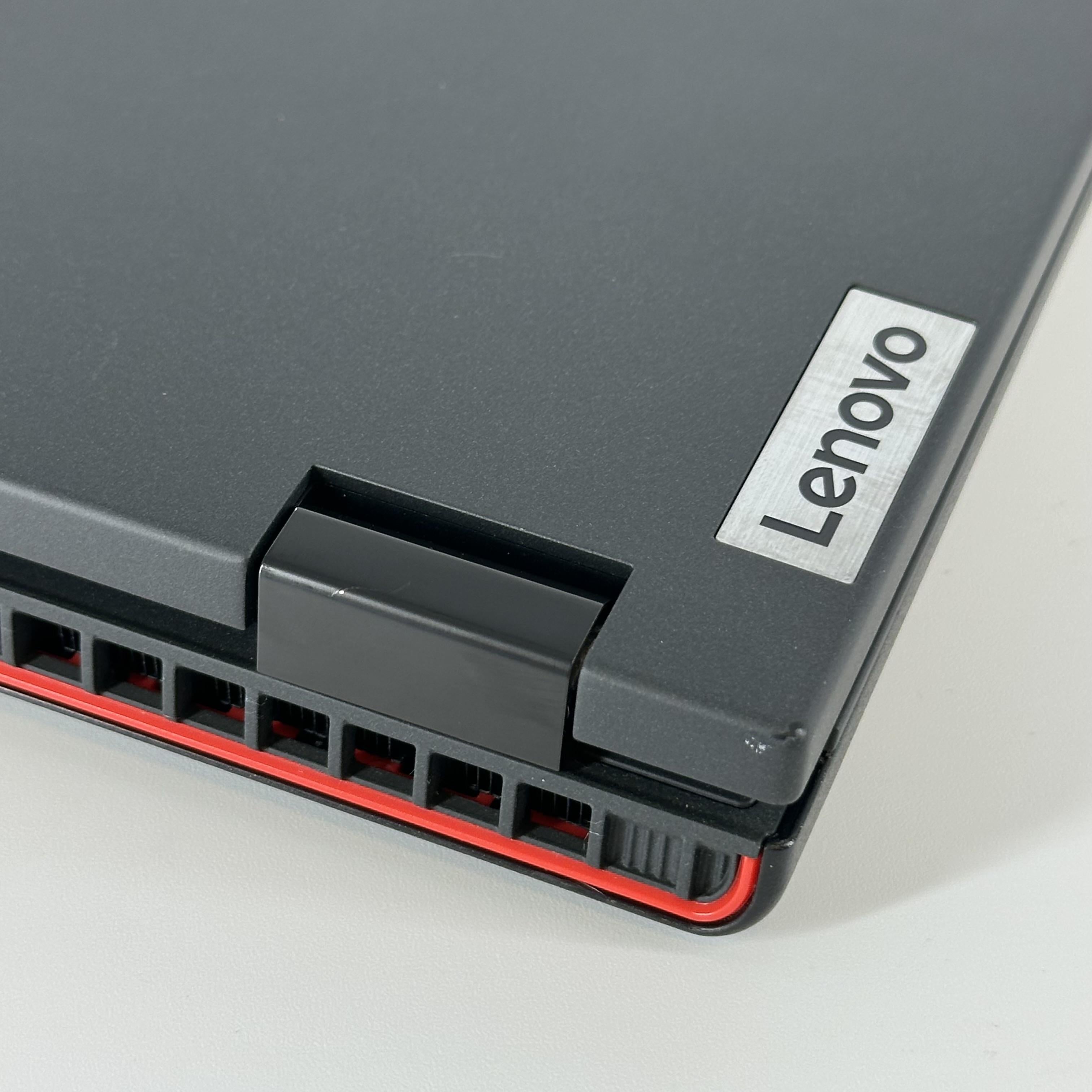 Lenovo ThinkPad P16v Gen 1 Black 3.8 GHz AMD Ryzen 7 Pro 7840HS 16GB RAM 256GB Solid State Drive