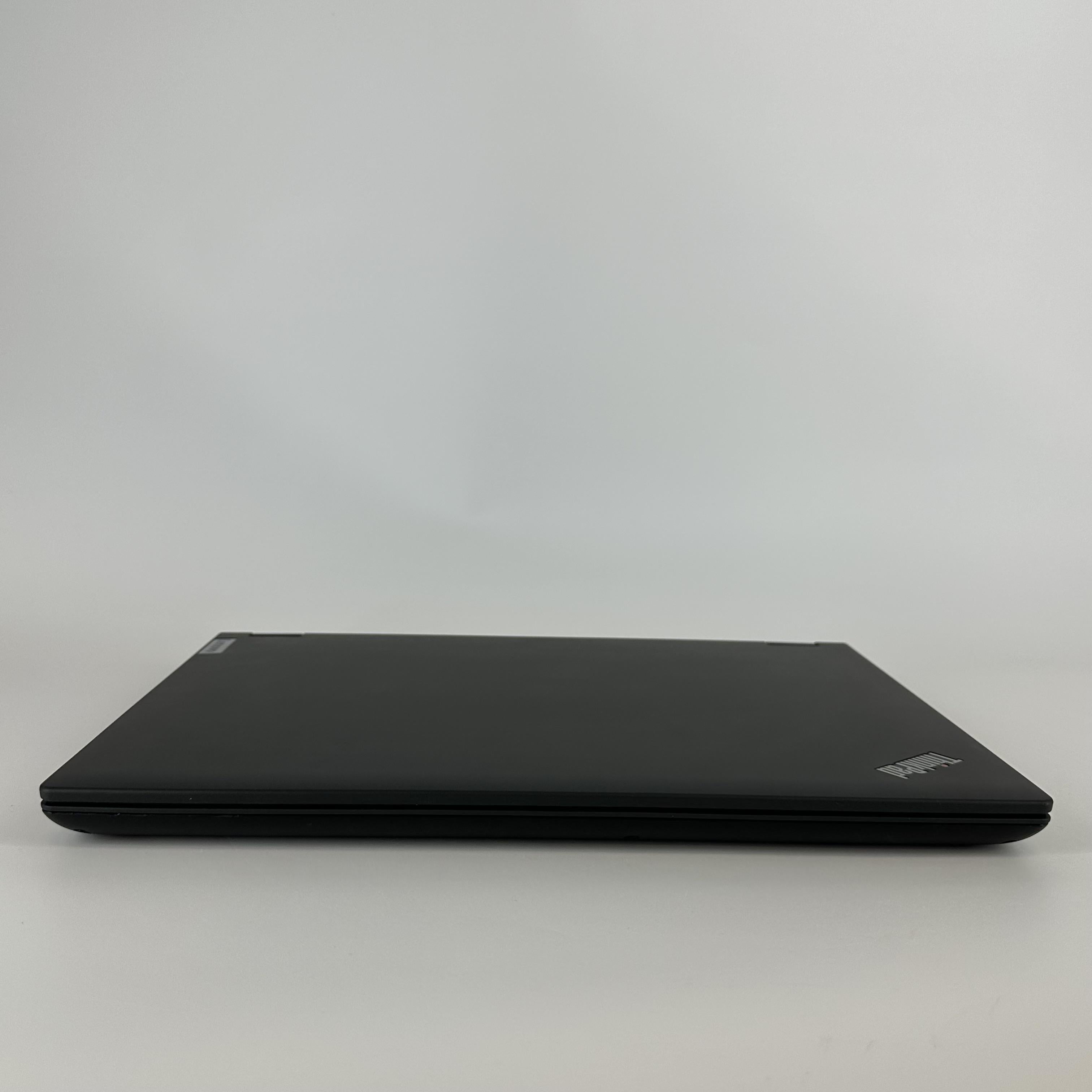 Lenovo ThinkPad P16v Gen 1 Black 3.8 GHz AMD Ryzen 7 Pro 7840HS 16GB RAM 256GB Solid State Drive