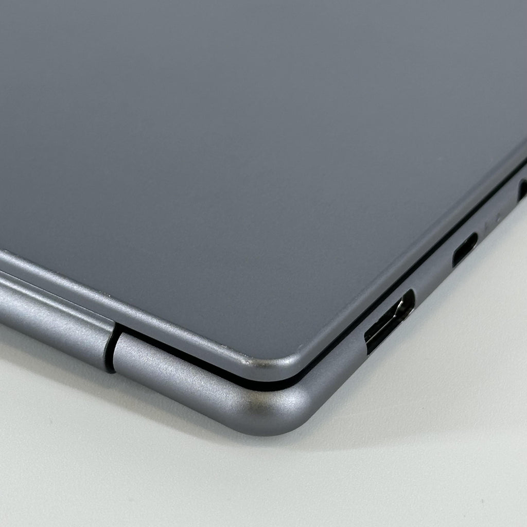 Lenovo Yoga Slim 7i 15.3 Gray 2.2 GHz Intel Core Ultra 7 Series 2 16GB RAM 1TB Solid State Drive
