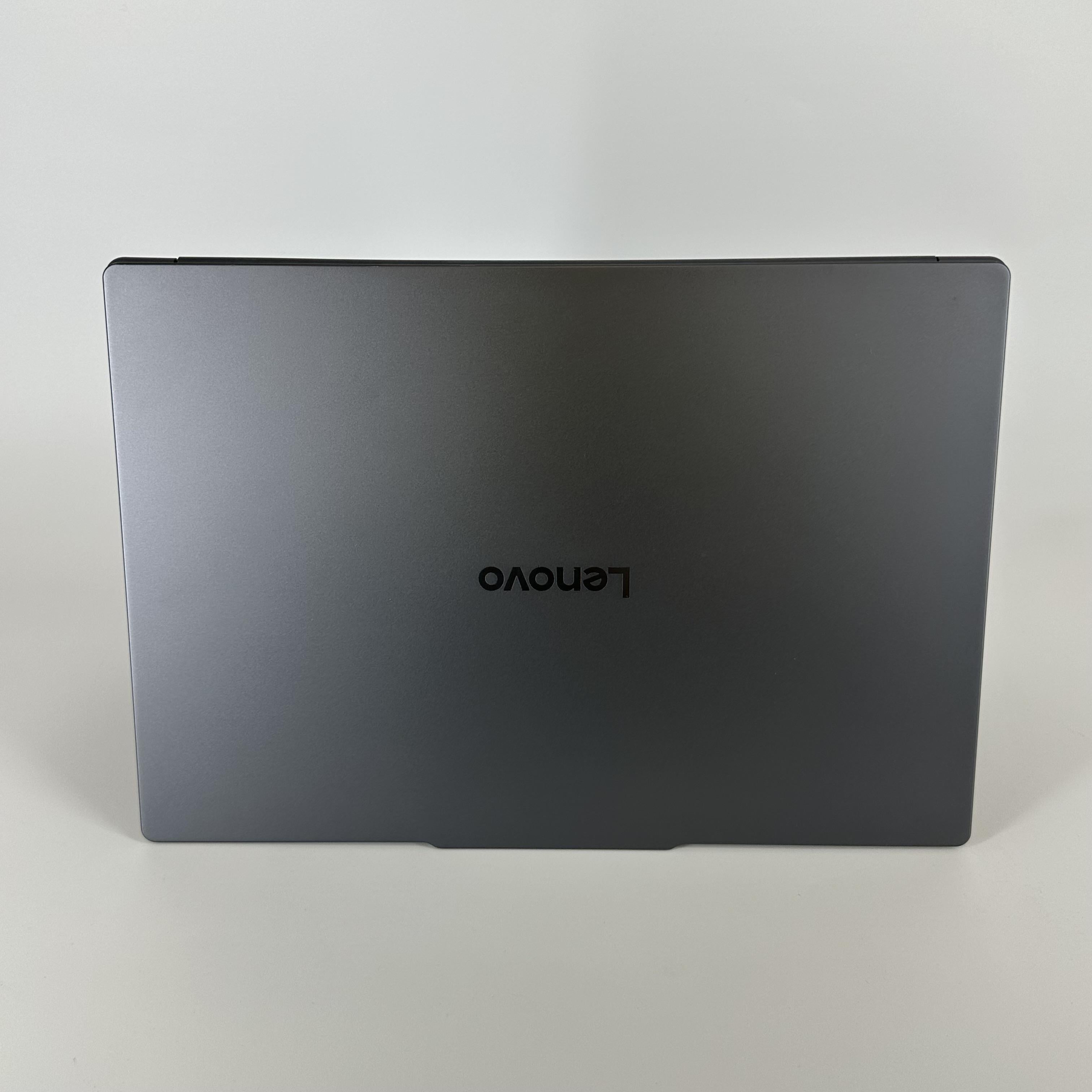 Lenovo Yoga Slim 7i 15.3 Gray 2.2 GHz Intel Core Ultra 7 Series 2 16GB RAM 1TB Solid State Drive