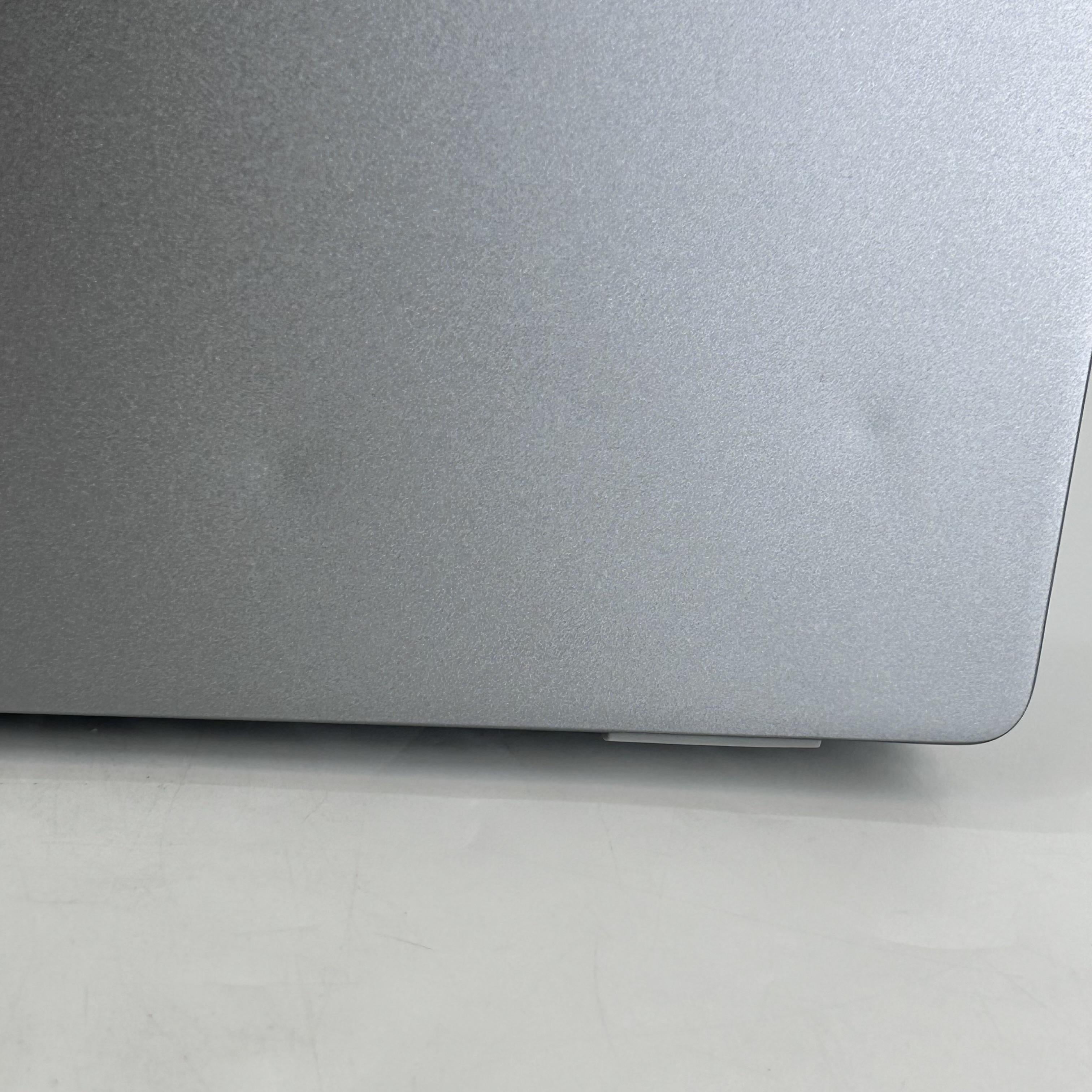 Dell Latitude 7440 14 Gray 1.9 GHz Intel Core i7 13th Gen. 32GB RAM 256GB Solid State Drive