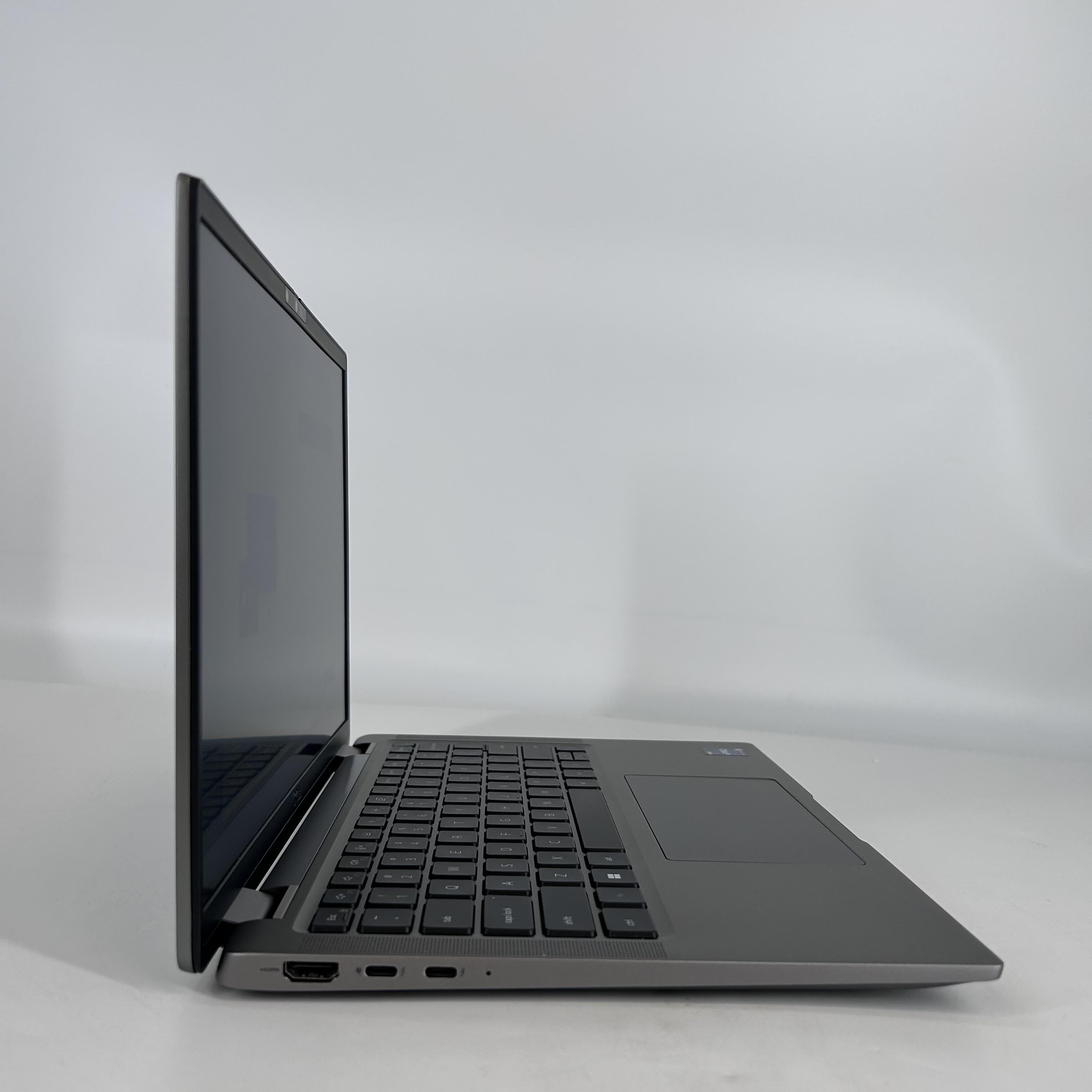 Dell Latitude 7440 14 Gray 1.9 GHz Intel Core i7 13th Gen. 32GB RAM 256GB Solid State Drive