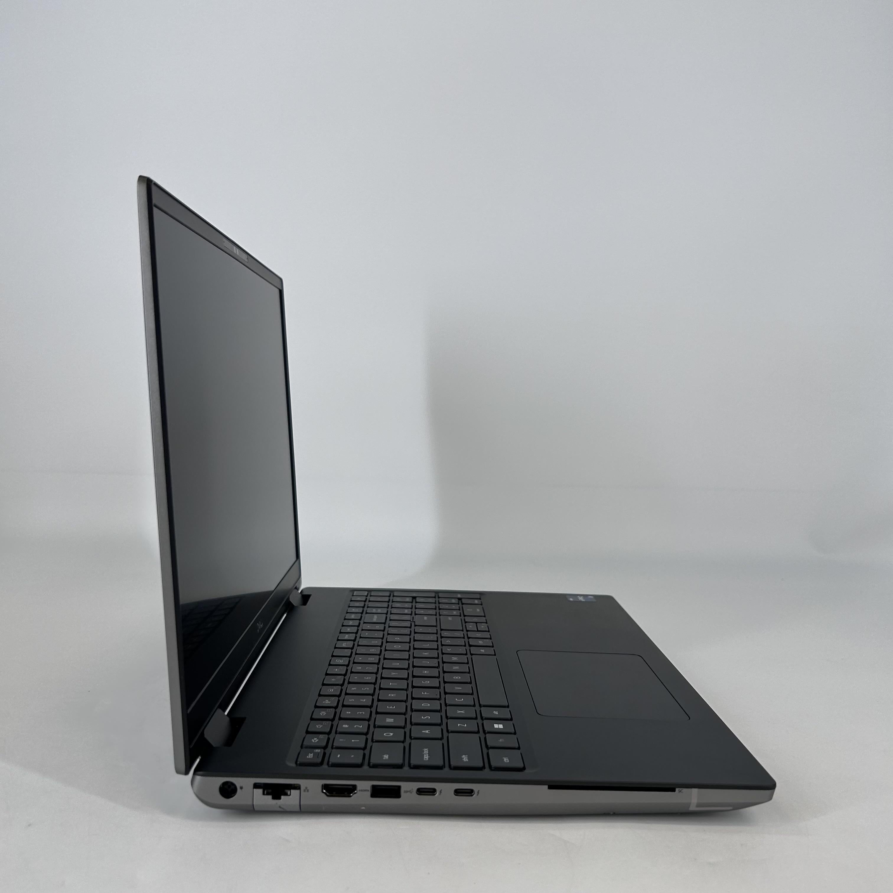 Dell Precision 7680 16 Gray 2.2 GHz Intel Core i9 13th Gen. 32GB RAM 1TB Solid State Drive 256GB Solid State Drive NVIDIA RTX 3500 Ada 12 GB