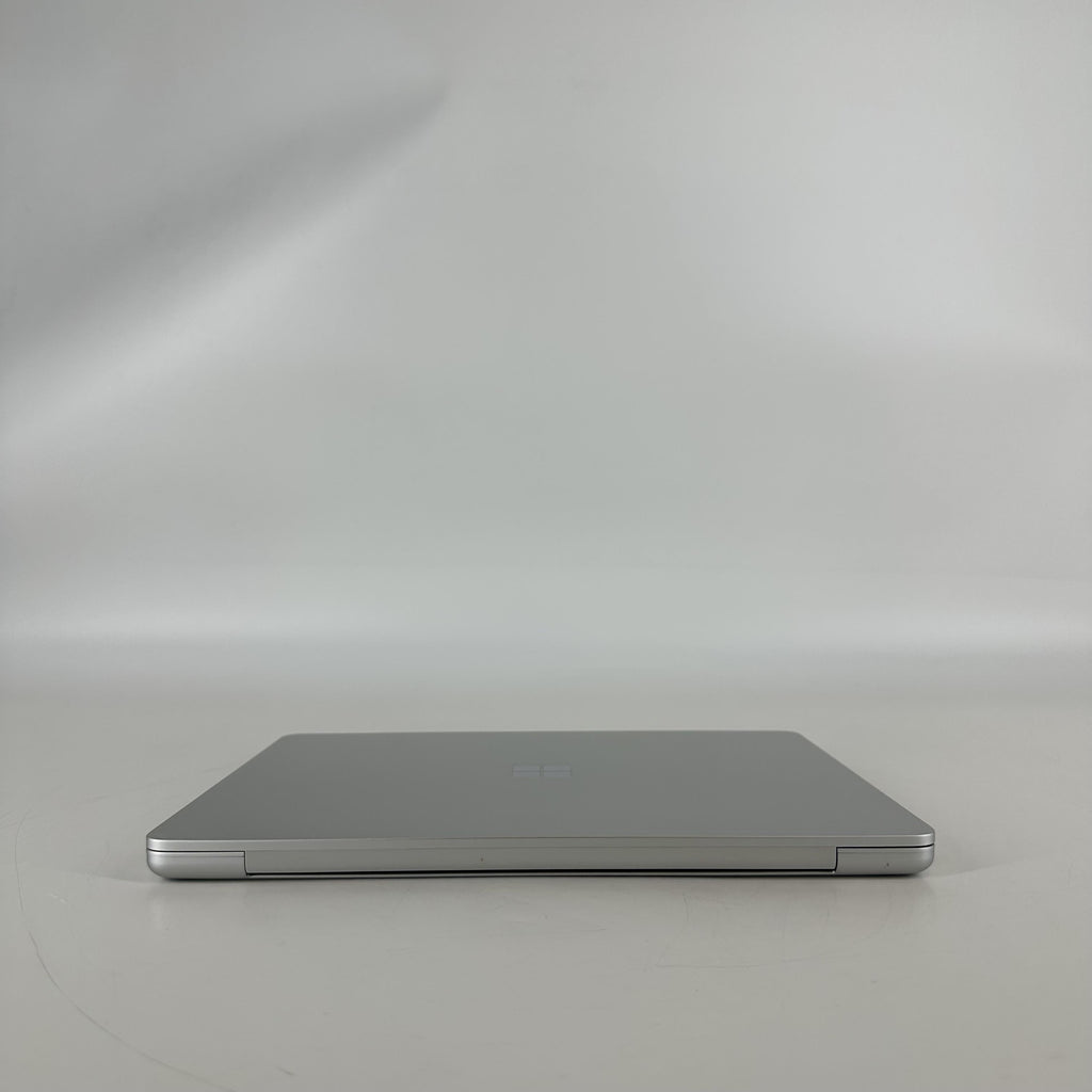 Microsoft Surface Laptop 13 Silver 3.3 GHz Qualcomm Snapdragon X Plus 16GB RAM 256GB UniversalFlashStorage