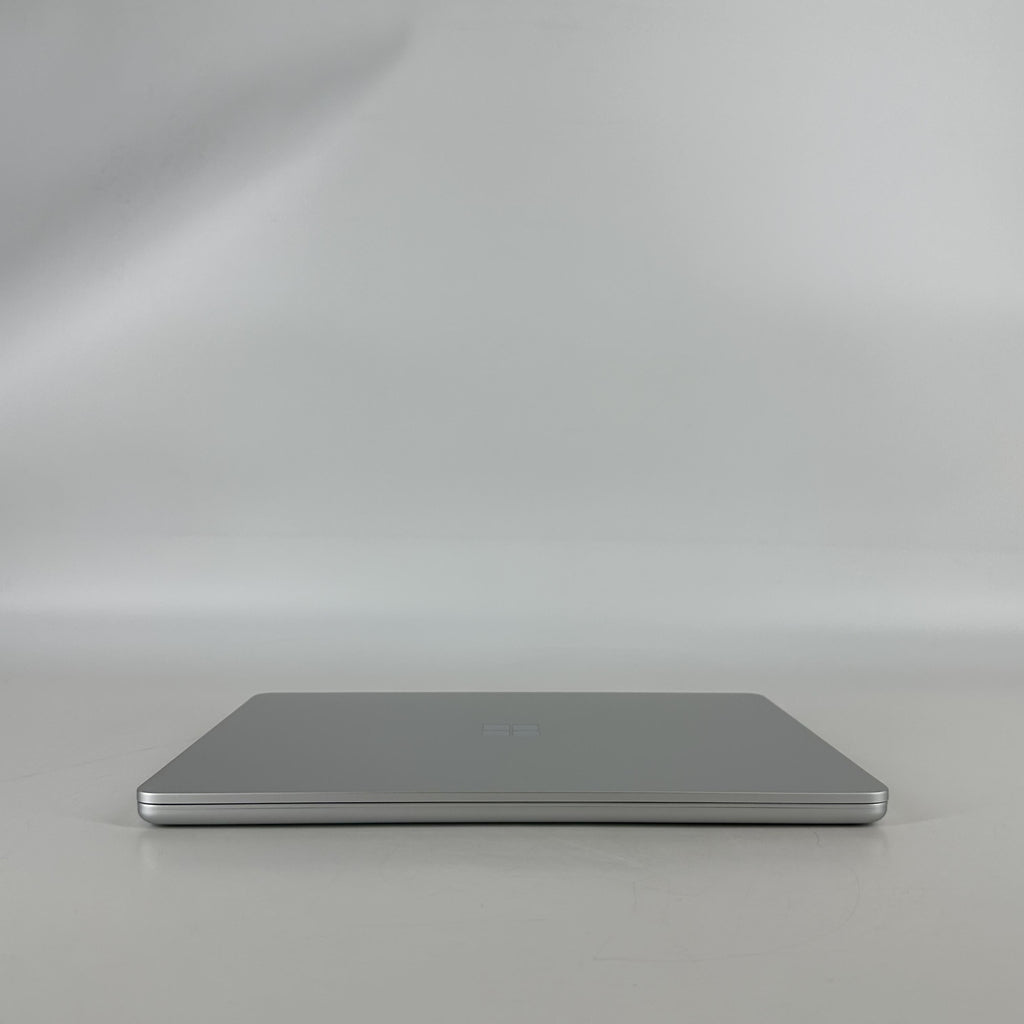 Microsoft Surface Laptop 13 Silver 3.3 GHz Qualcomm Snapdragon X Plus 16GB RAM 256GB UniversalFlashStorage