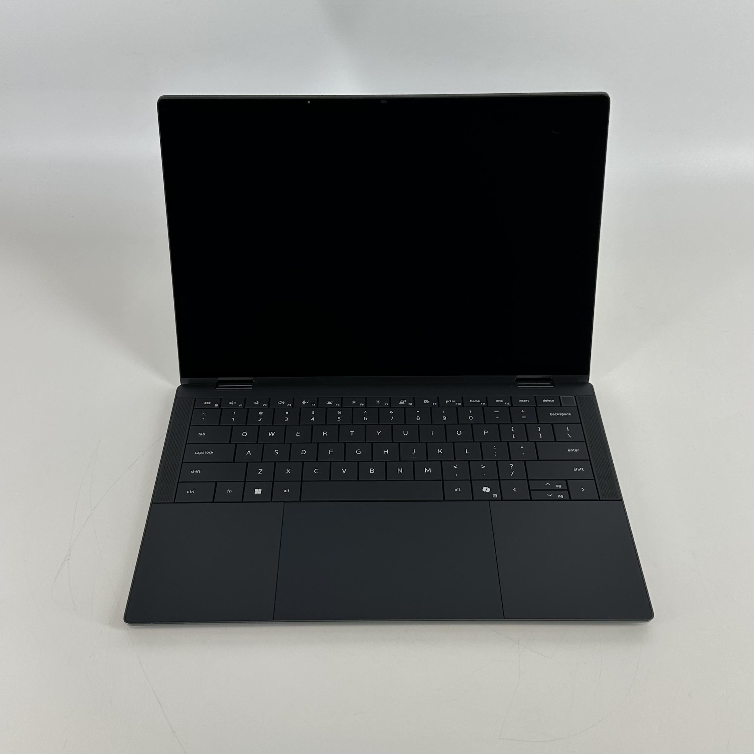 Dell Latitude 9450 (2-in-1) 14 Gray 2.1 GHz Intel Core Ultra 7 32GB RAM 512GB Solid State Drive