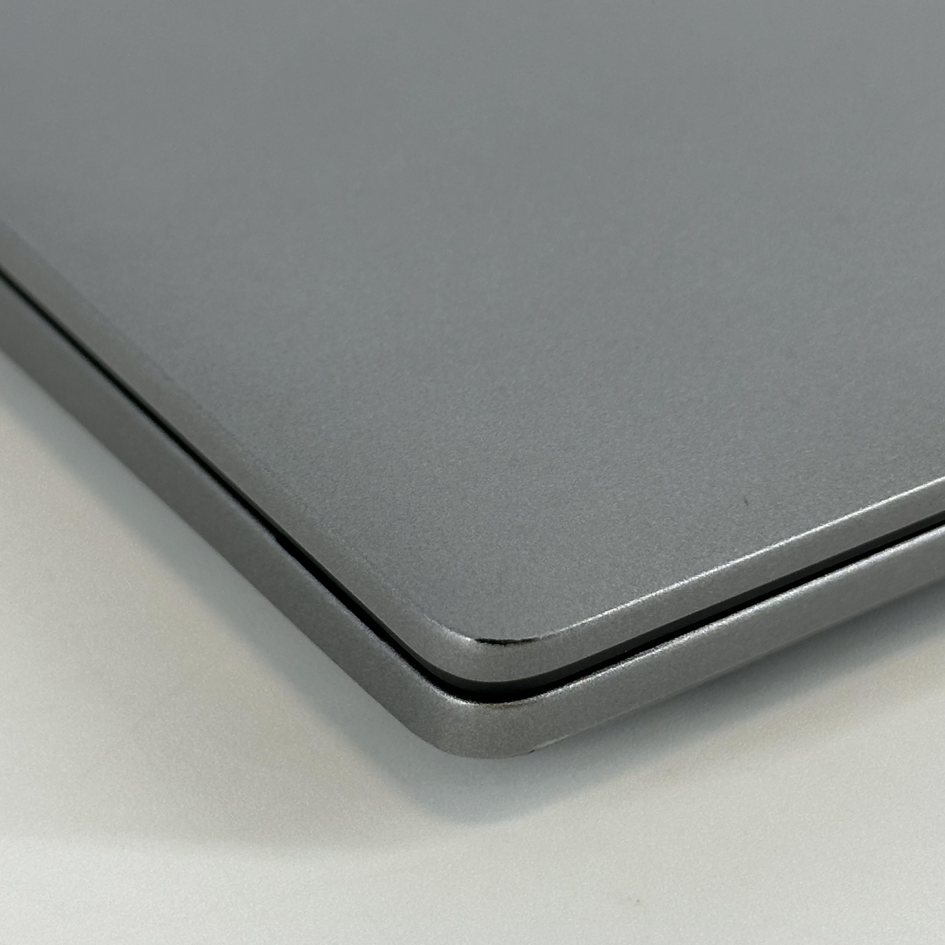 Dell Latitude 5450 14 Gray 1.6 GHz Intel Core Ultra 5 32GB RAM 512GB Solid State Drive
