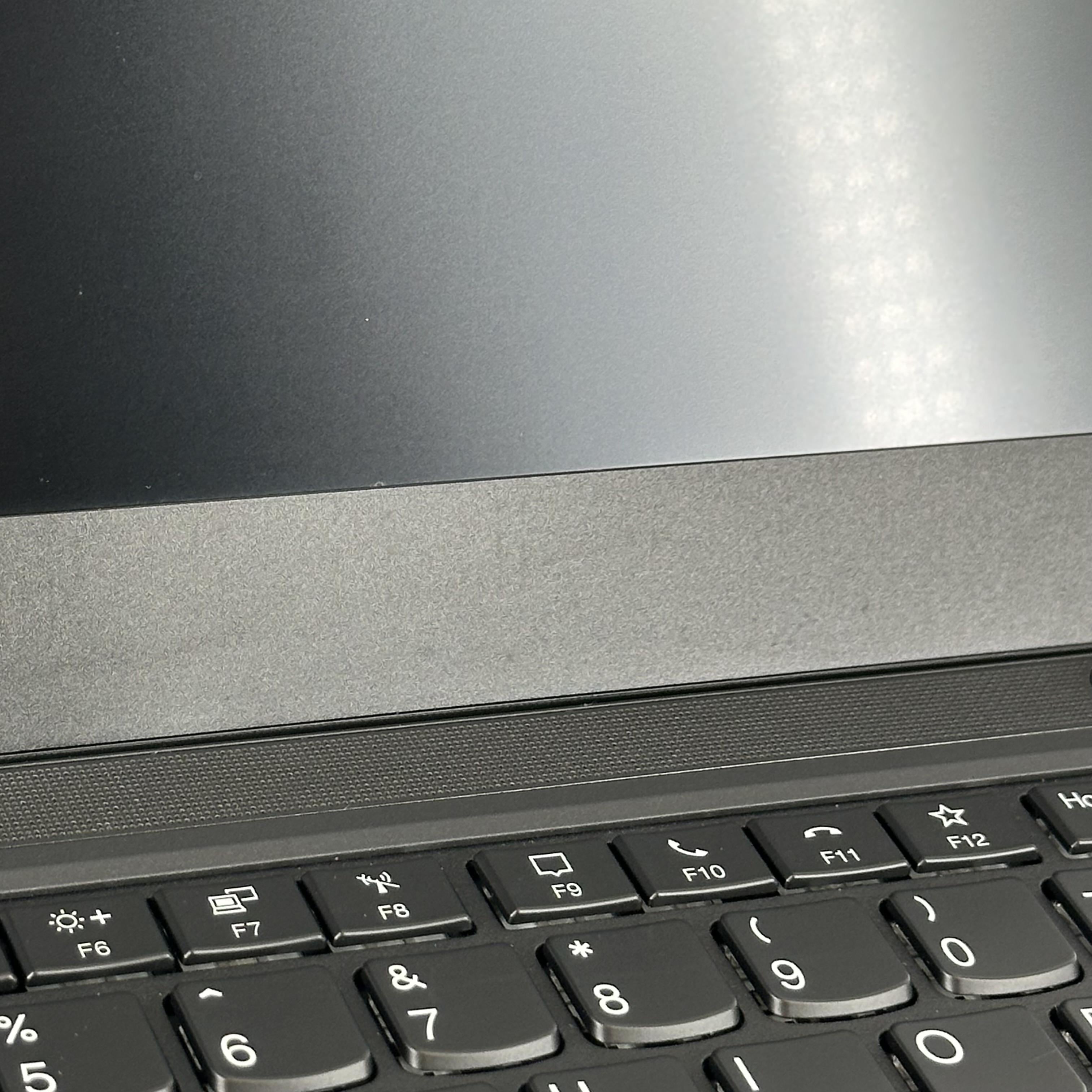 Lenovo ThinkPad T14 Gen 1 Black 1.8 GHz Intel Core i7 10th Gen. 48GB RAM 512GB Solid State Drive