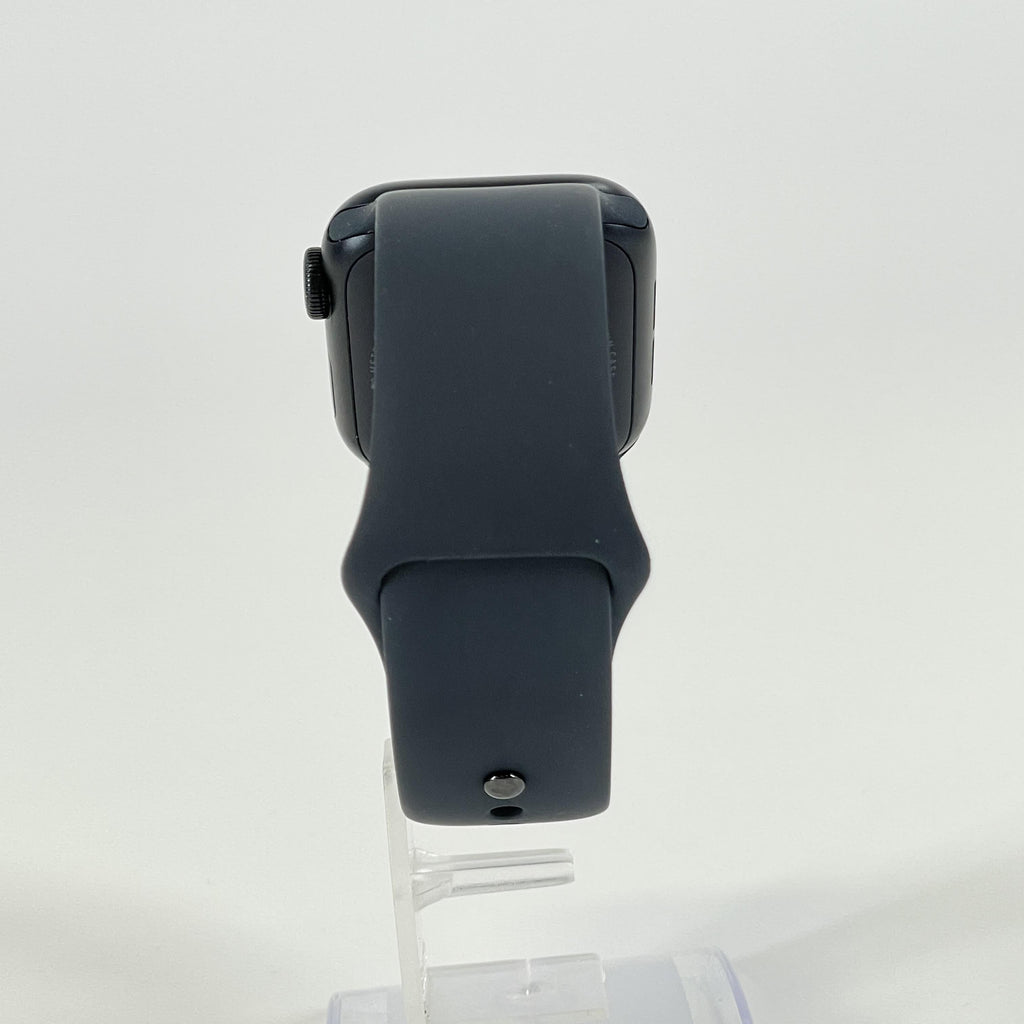 Apple Watch SE 3 40mm Midnight Unlocked 64GB
